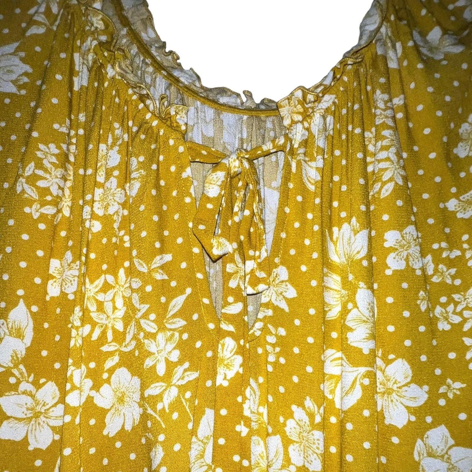Free People Free People One On One Date Bodysuit Top Bell Sleeve MED Size M / US 6-8 / IT 42-44 - 6 Thumbnail