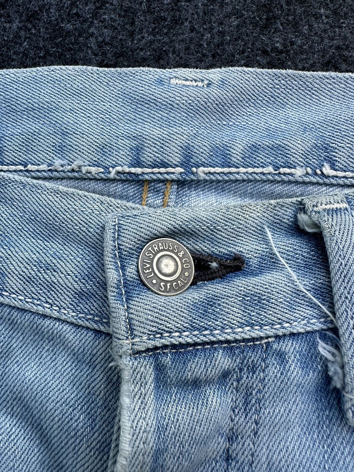 Levi's Vintage Levis 501 LVC Japan Distressed Denim 32x31 D49 Size US 32 / EU 48 - 10 Thumbnail