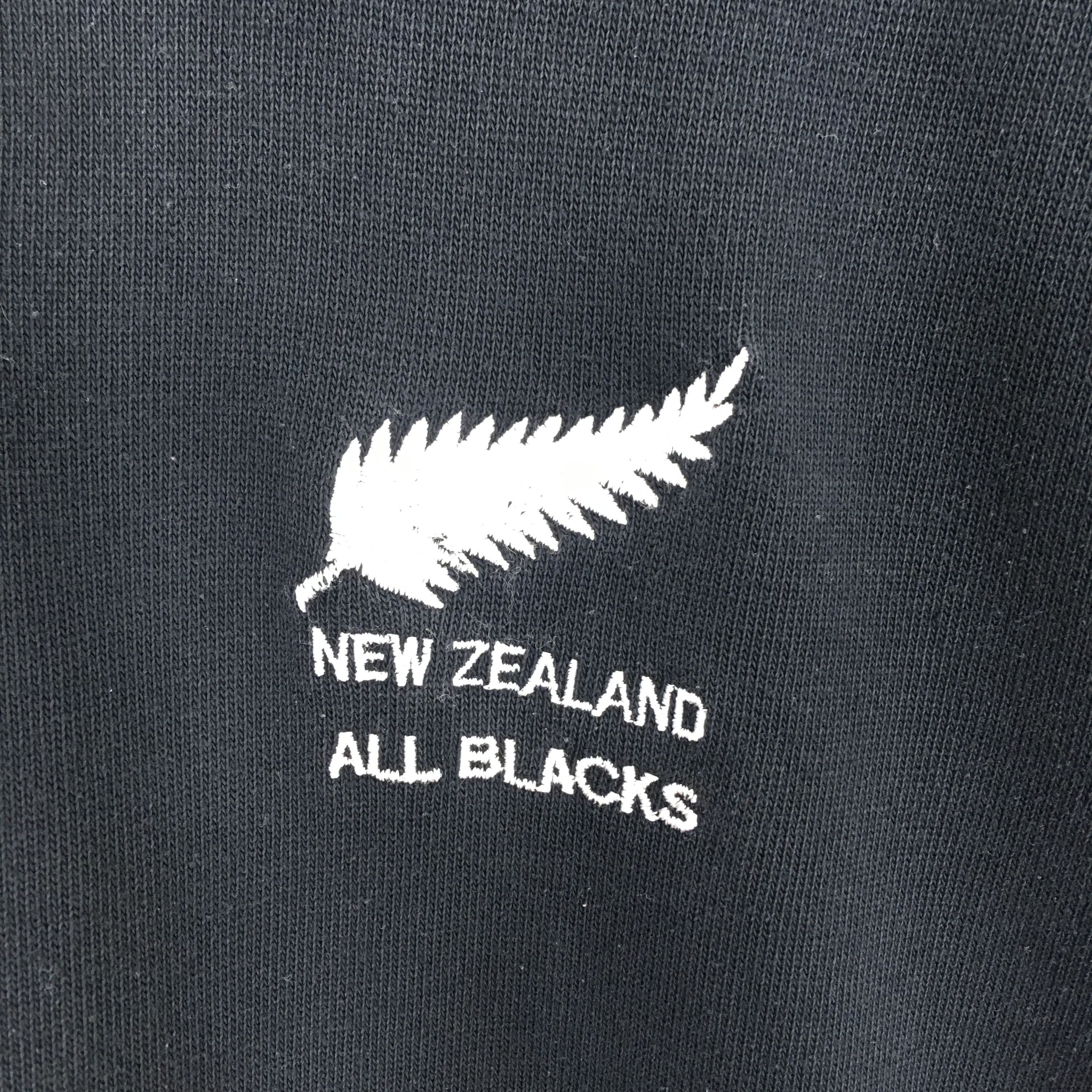 Canterbury of New Zealand Vintage 90's Canterbury Of New Zealand All Black Polo Shirt Size US M / EU 48-50 / 2 - 5 Thumbnail