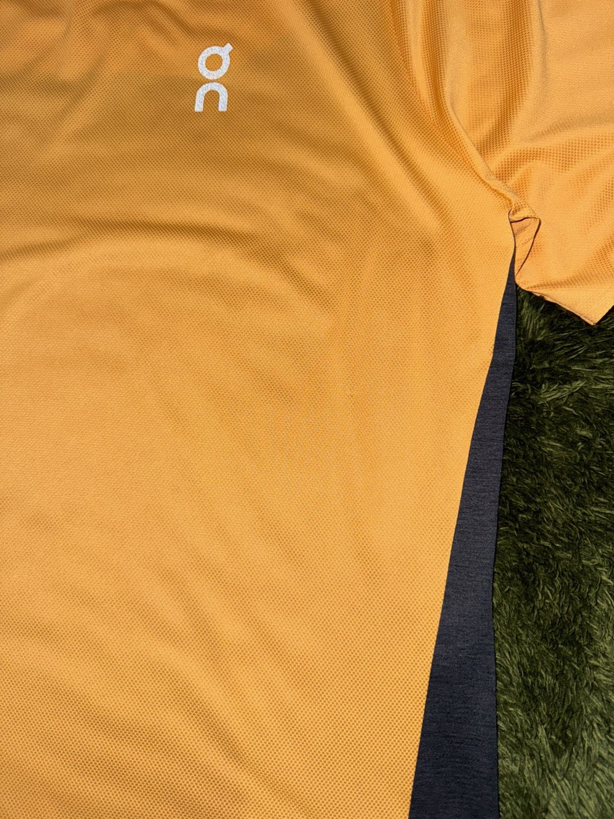 On [L] On Running Performance Reflective T-Shirt Orange Size US L / EU 52-54 / 3 - 5 Thumbnail