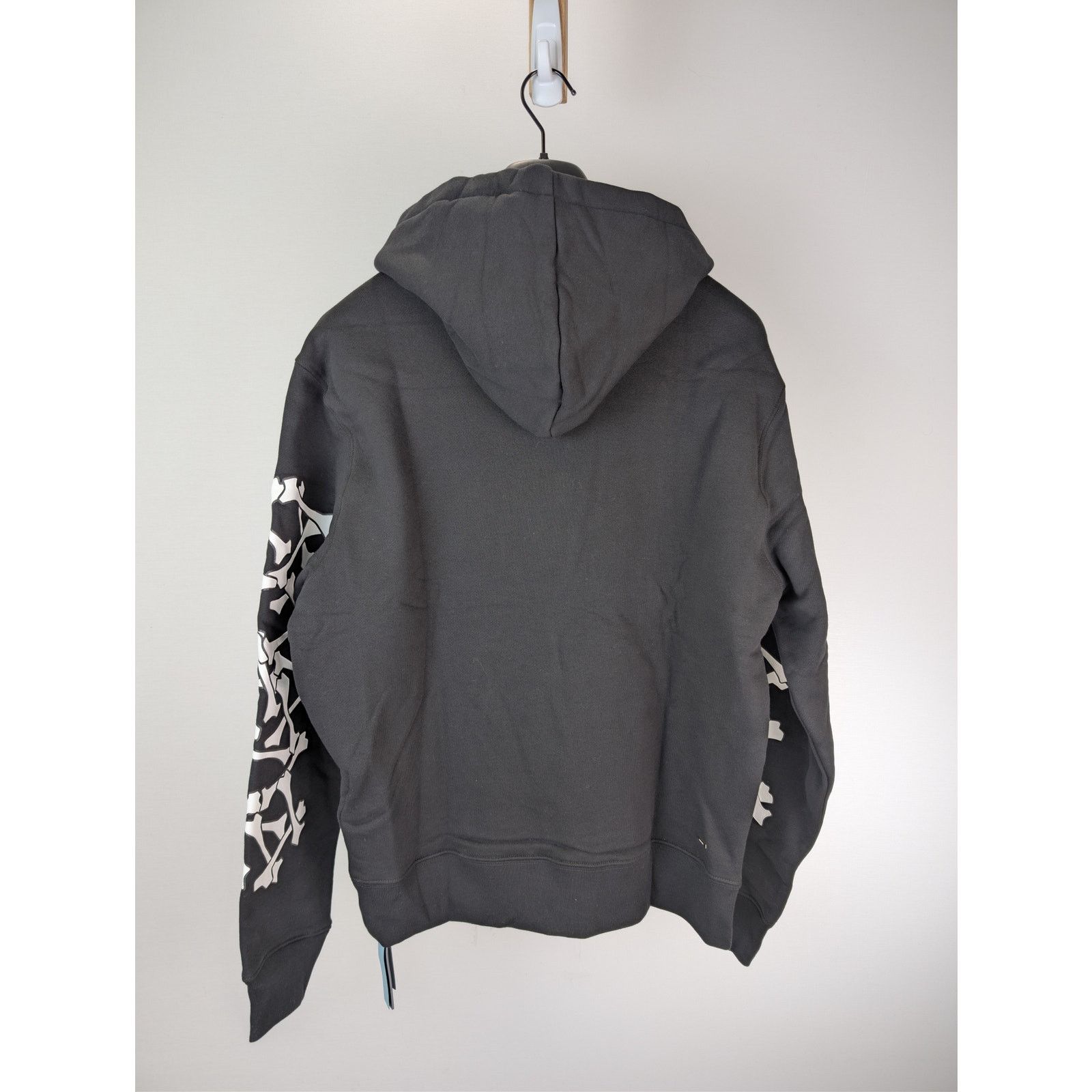 Amiri o1rshd1 Q:3 / Bones Stacked Hoodie in Black Size US XL / EU 56 / 4 - 15 Thumbnail