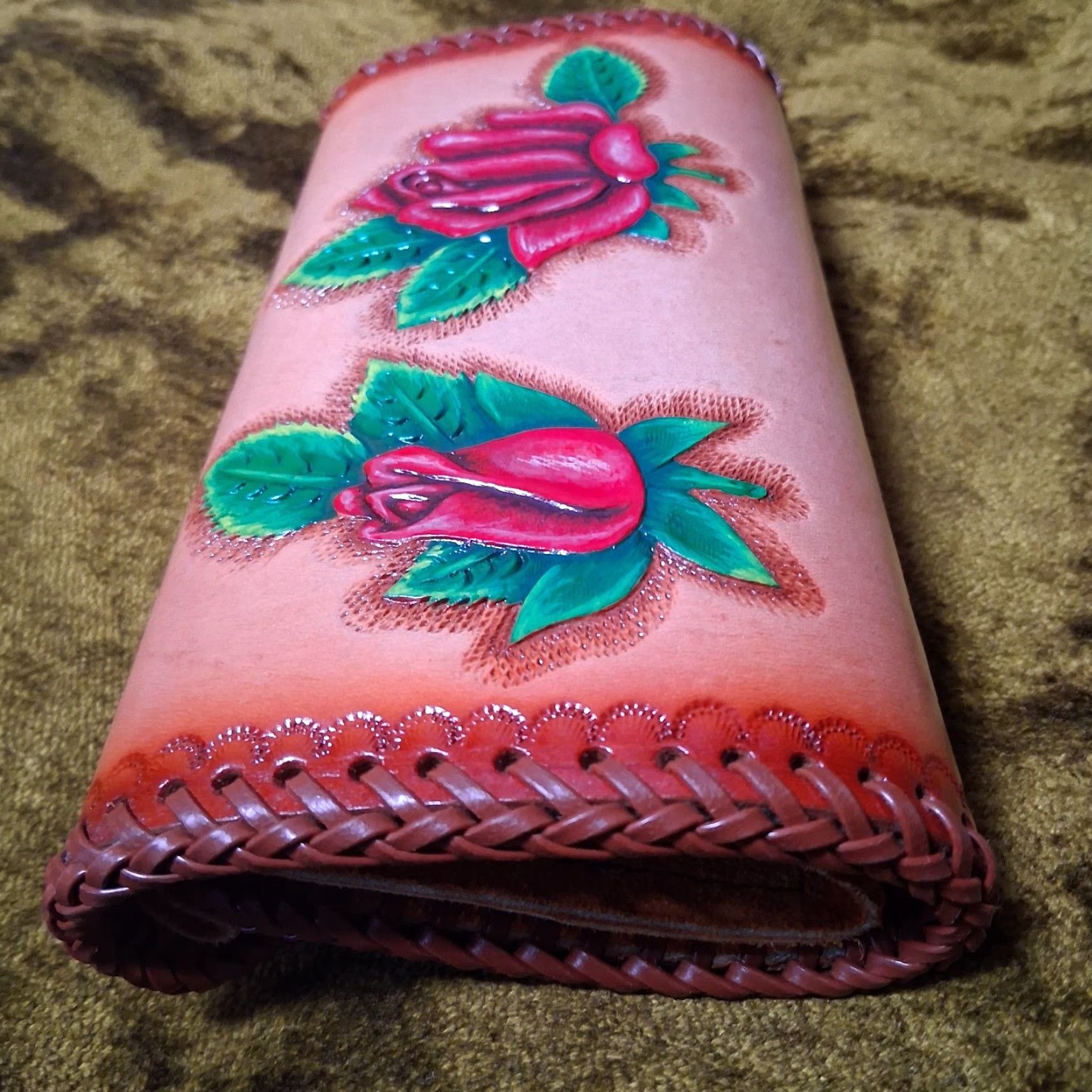 Vintage VINTAGE Tooled Leather Wallet Trifold Checkbook Photos FAYE Red Roses Floral Braided Trim Hippie Style Women Wallet 7.5" Brown Leather Size ONE SIZE - 7 Thumbnail
