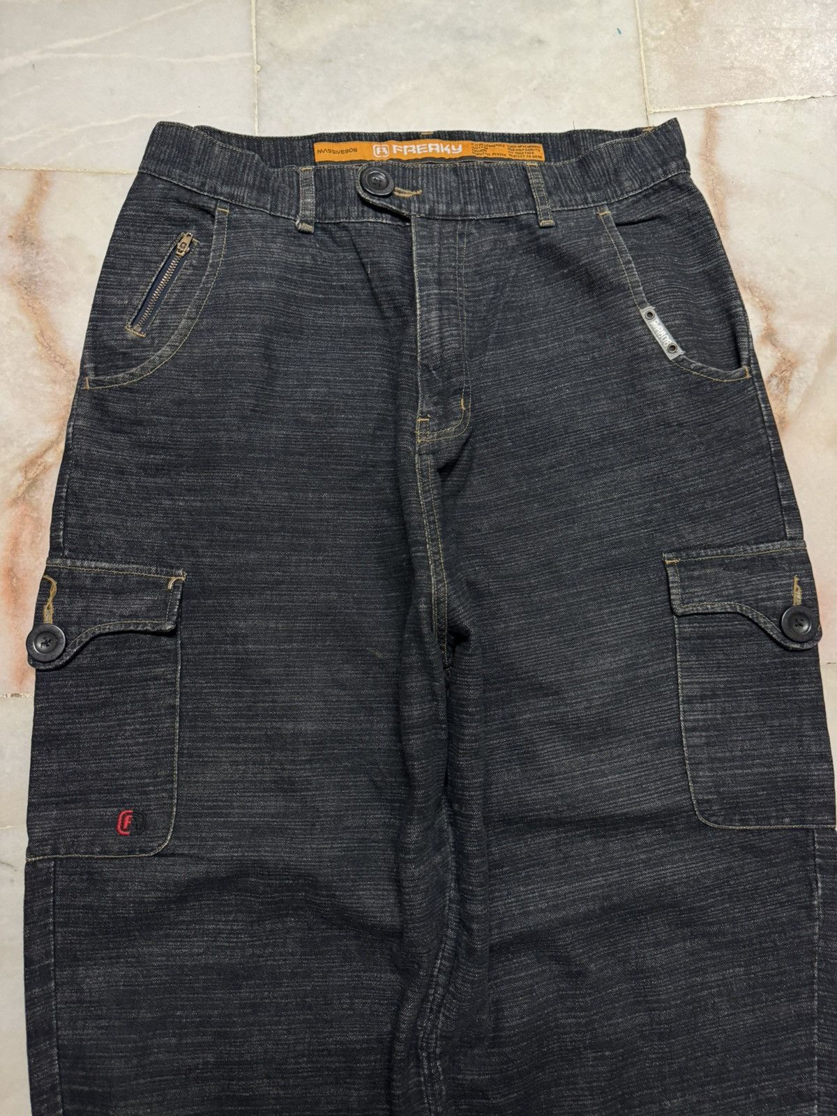JNCO 💥INSANE BAGGY💥FREAKY F-R808 SUPER BAGGY CARGO HIP-HOP STYLE Size US 33 - 3 Thumbnail