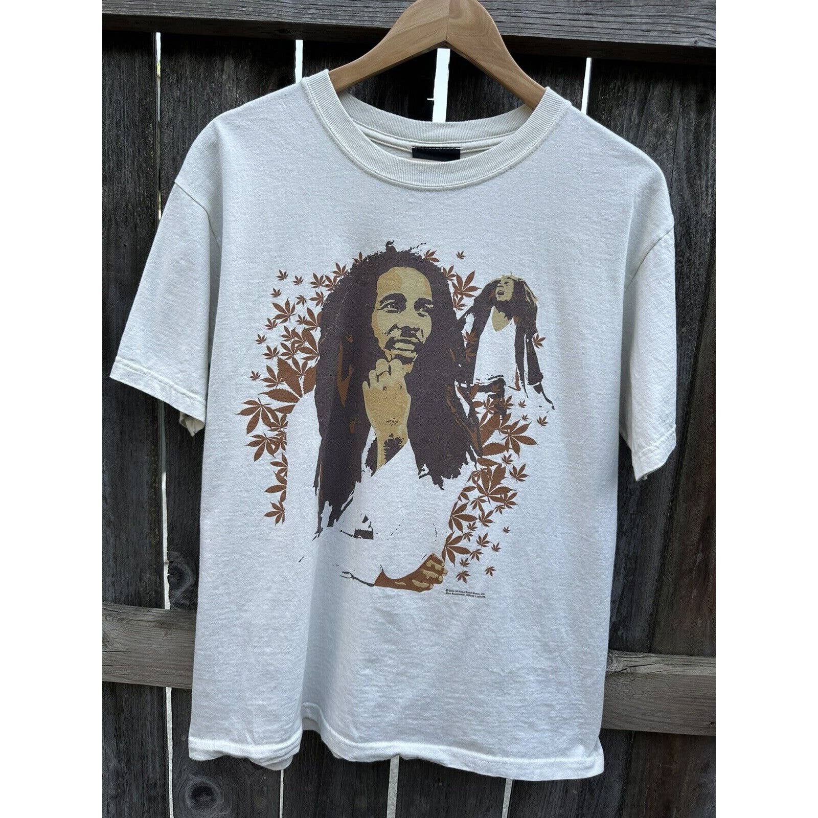 Bob Marley Bob Marley 2004 T-shirt Zion Brand size Medium