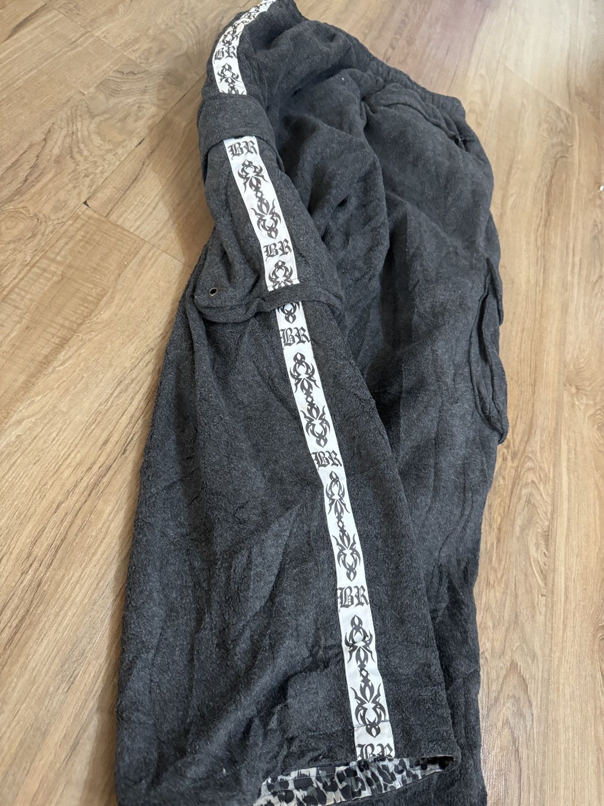 Seditionaries MENS BAGGY CARGO SWEATPANTS Size US 35 - 4 Thumbnail