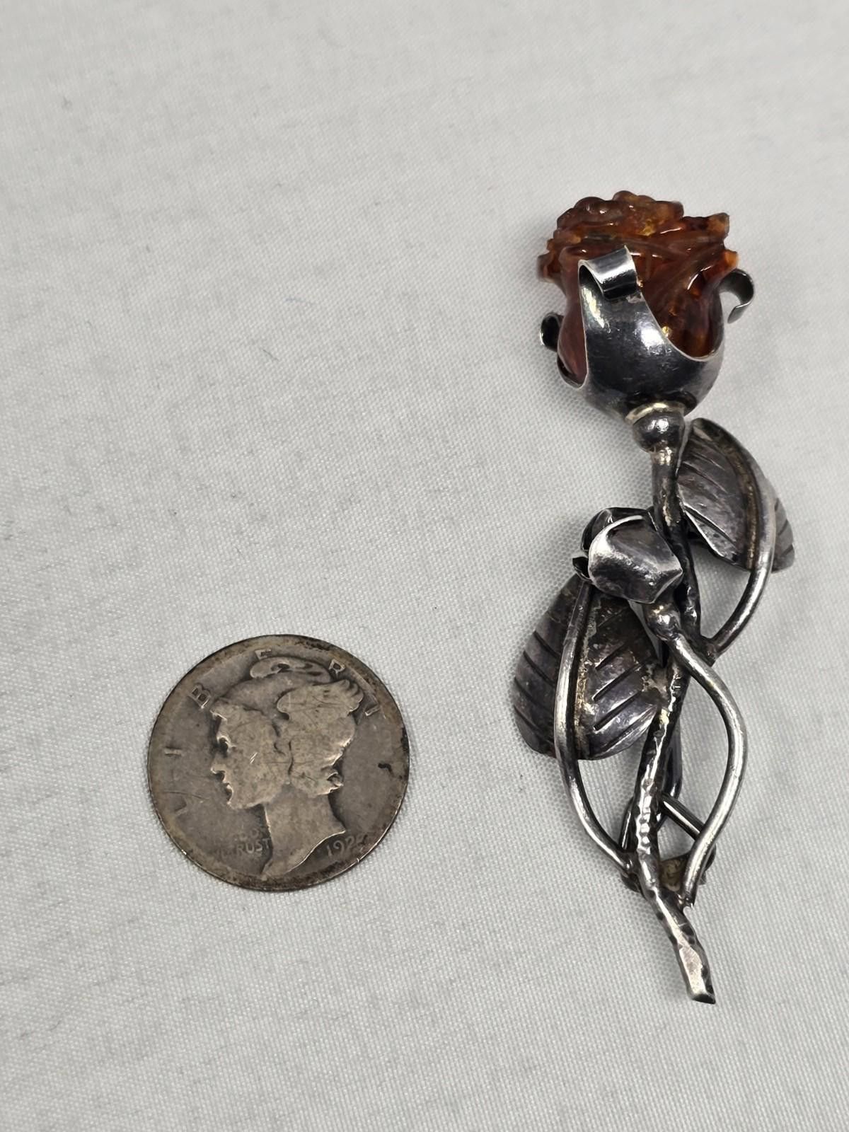 The Unbranded Brand Sterling Silver Rose Brooch Pendant Amber or Resin Size ONE SIZE - 8 Thumbnail