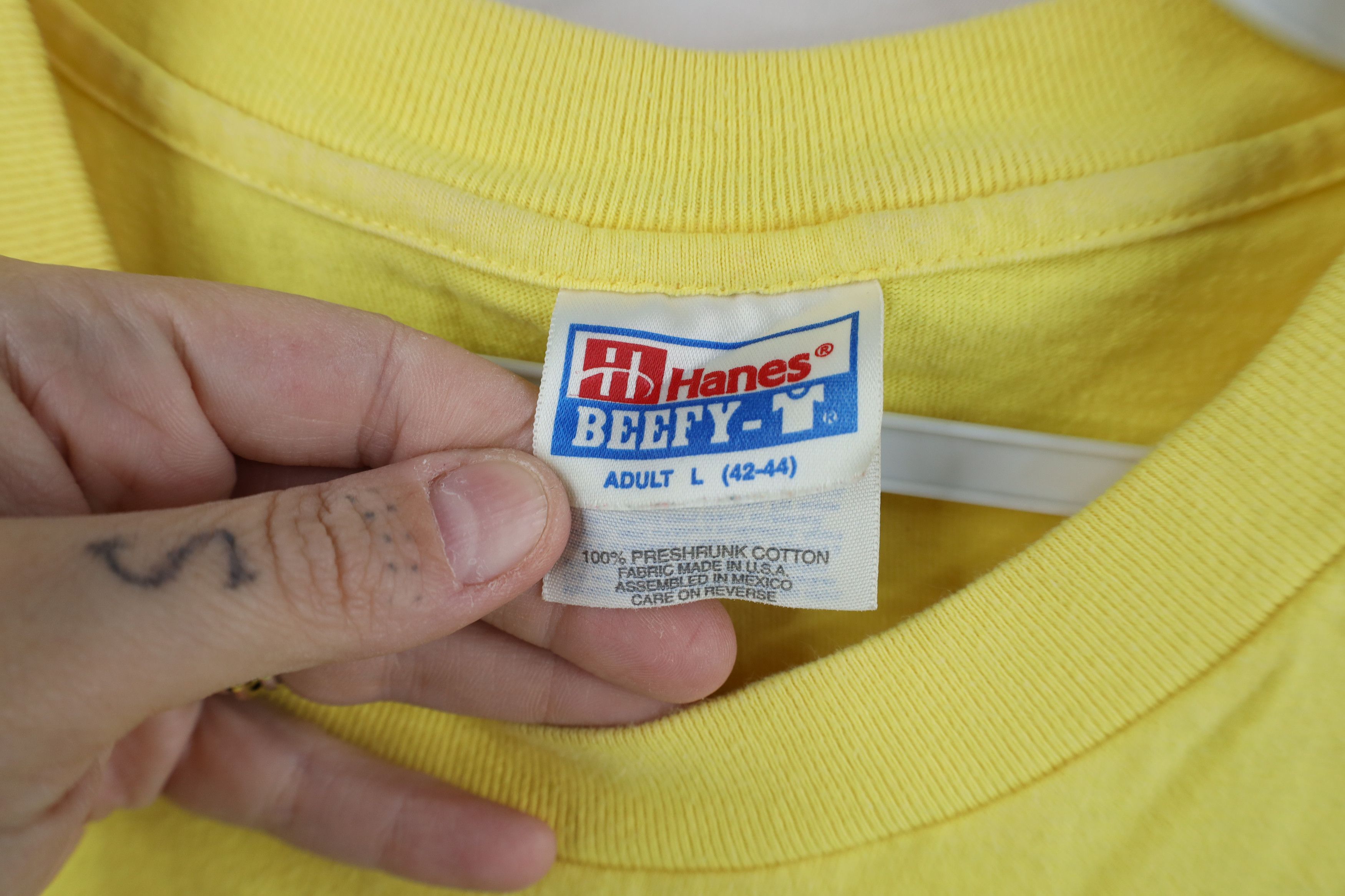 Vintage Vintage Y2K Finkbeiner Toledo Ohio Mayor T-Shirt Yellow Size US L / EU 52-54 / 3 - 9 Thumbnail