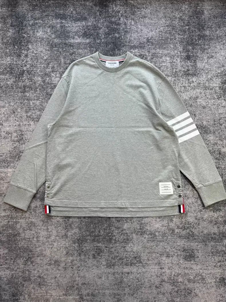 Thom Browne Thom Browne Gray long-sleeve sweatshirt Size US S / EU 44-46 / 1 - 1 Thumbnail