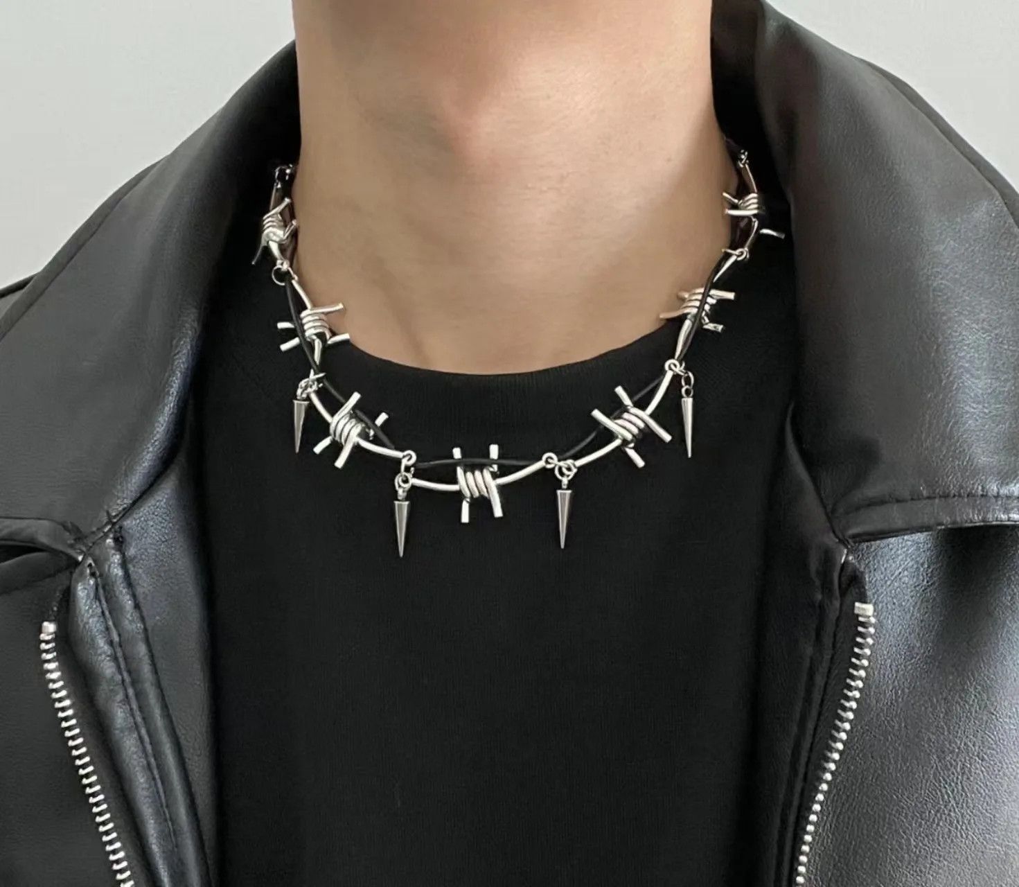 Jewelry Gothic Barbed Double Layer Rock Twisted Thorned Necklace Size ONE SIZE - 1 Preview