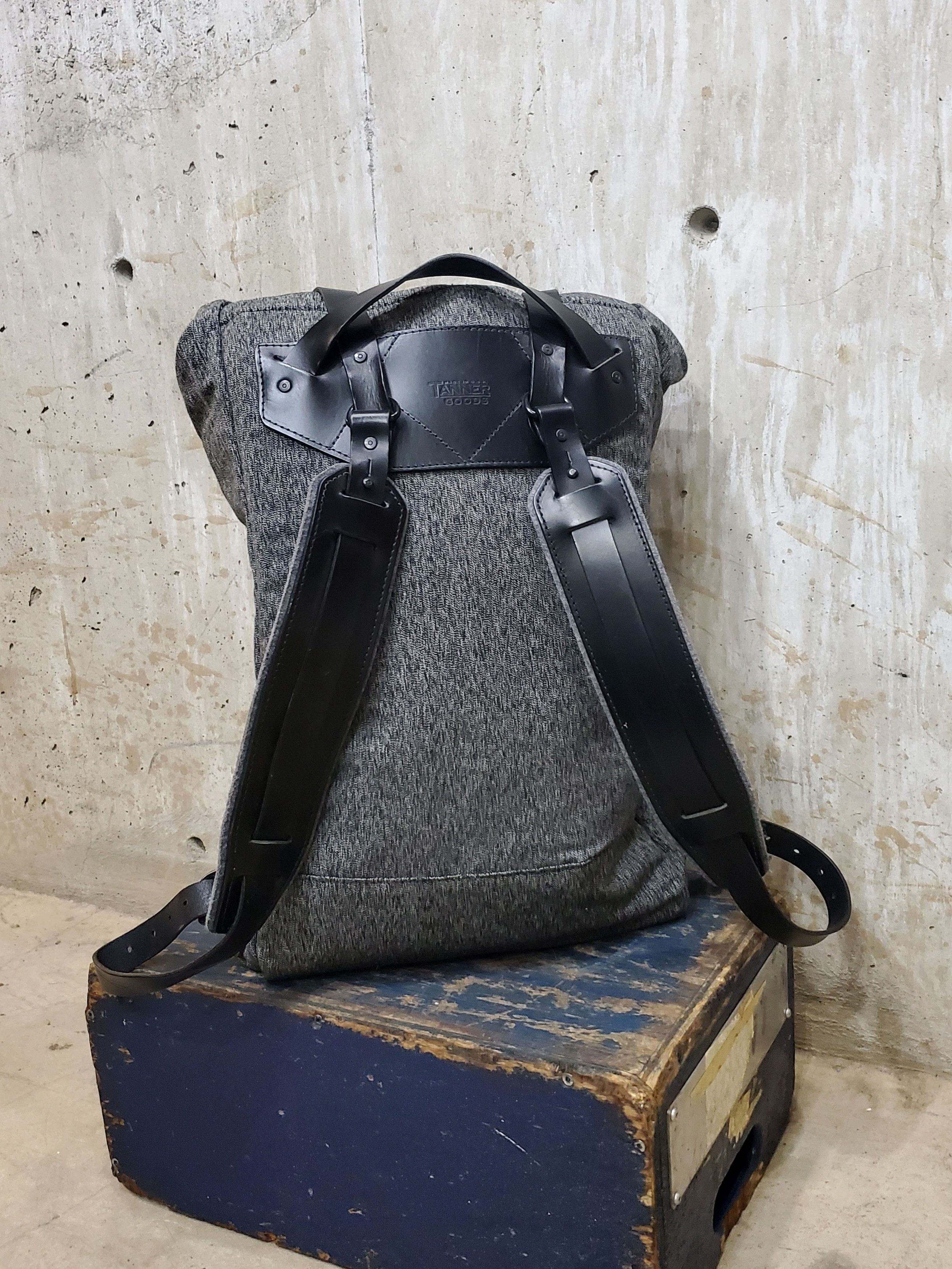 Tanner Goods Tanner Goods Wilderness Rucksack Salt and Pepper Size ONE SIZE - 2 Thumbnail