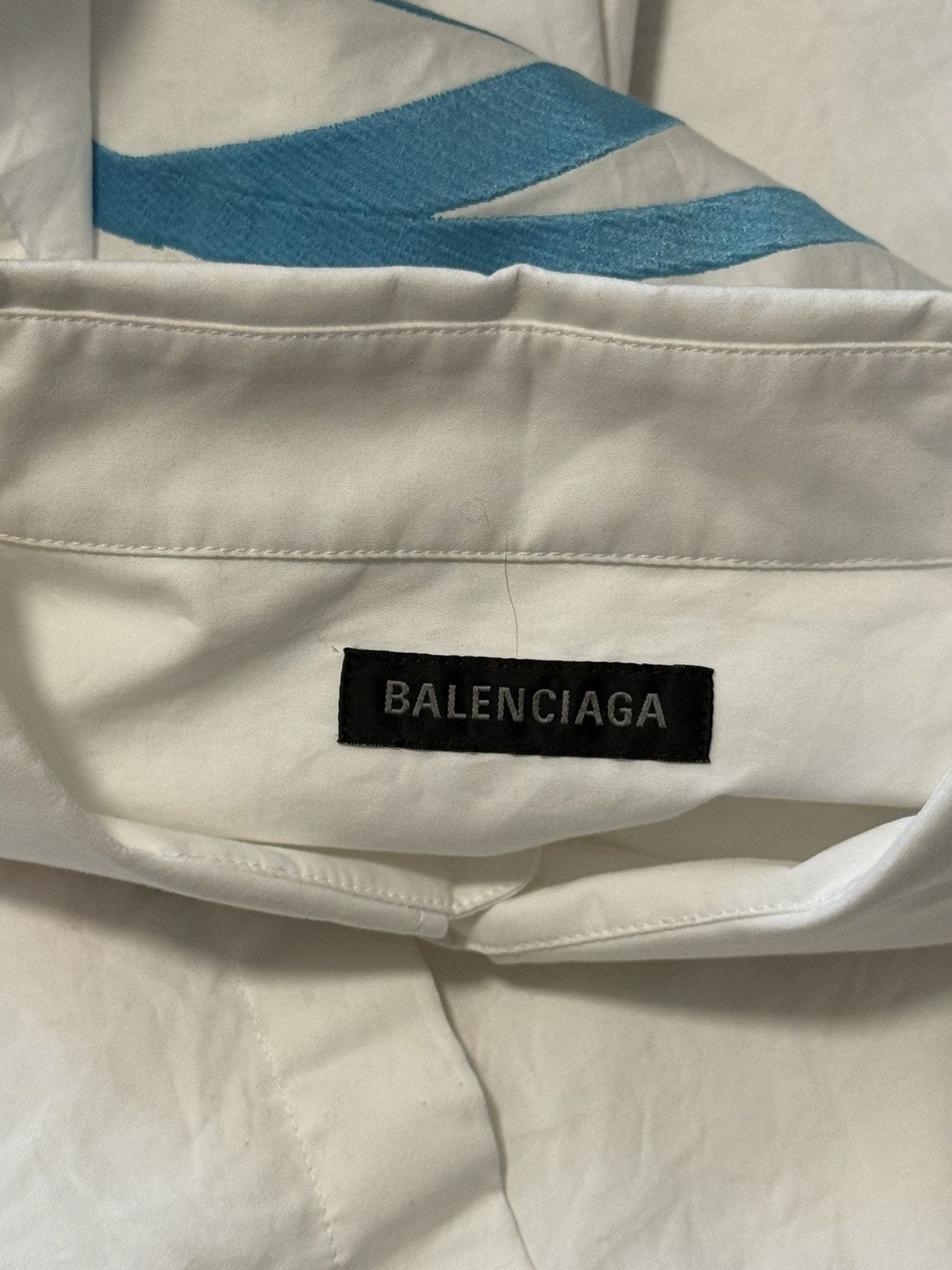 Balenciaga *$1450 BNWT* Balenciaga Surfer Shirt Size US L / EU 52-54 / 3 - 4 Thumbnail