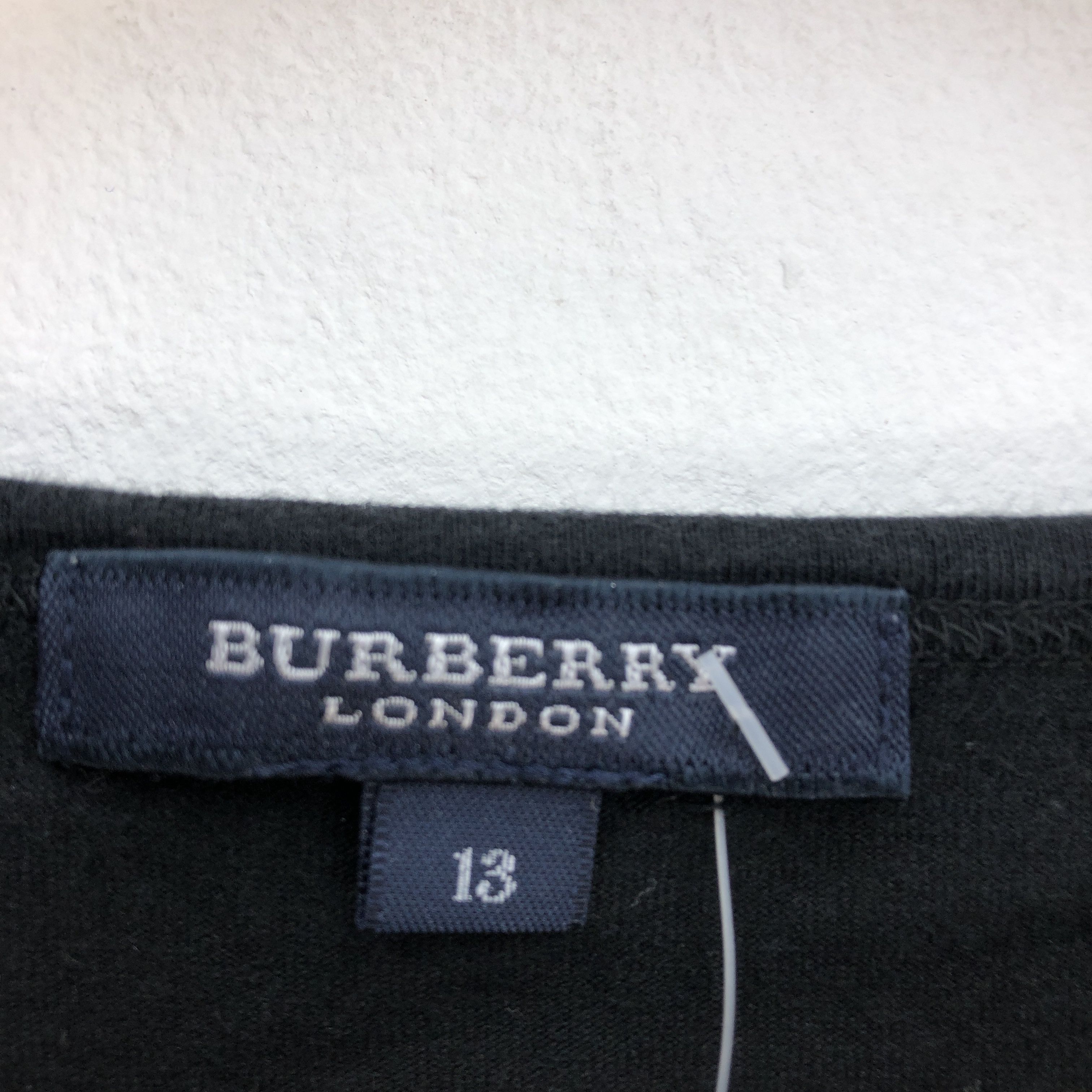 Burberry Vintage Burberry T Shirt British Flag Burberrys Tee Size M / US 6-8 / IT 42-44 - 3 Thumbnail