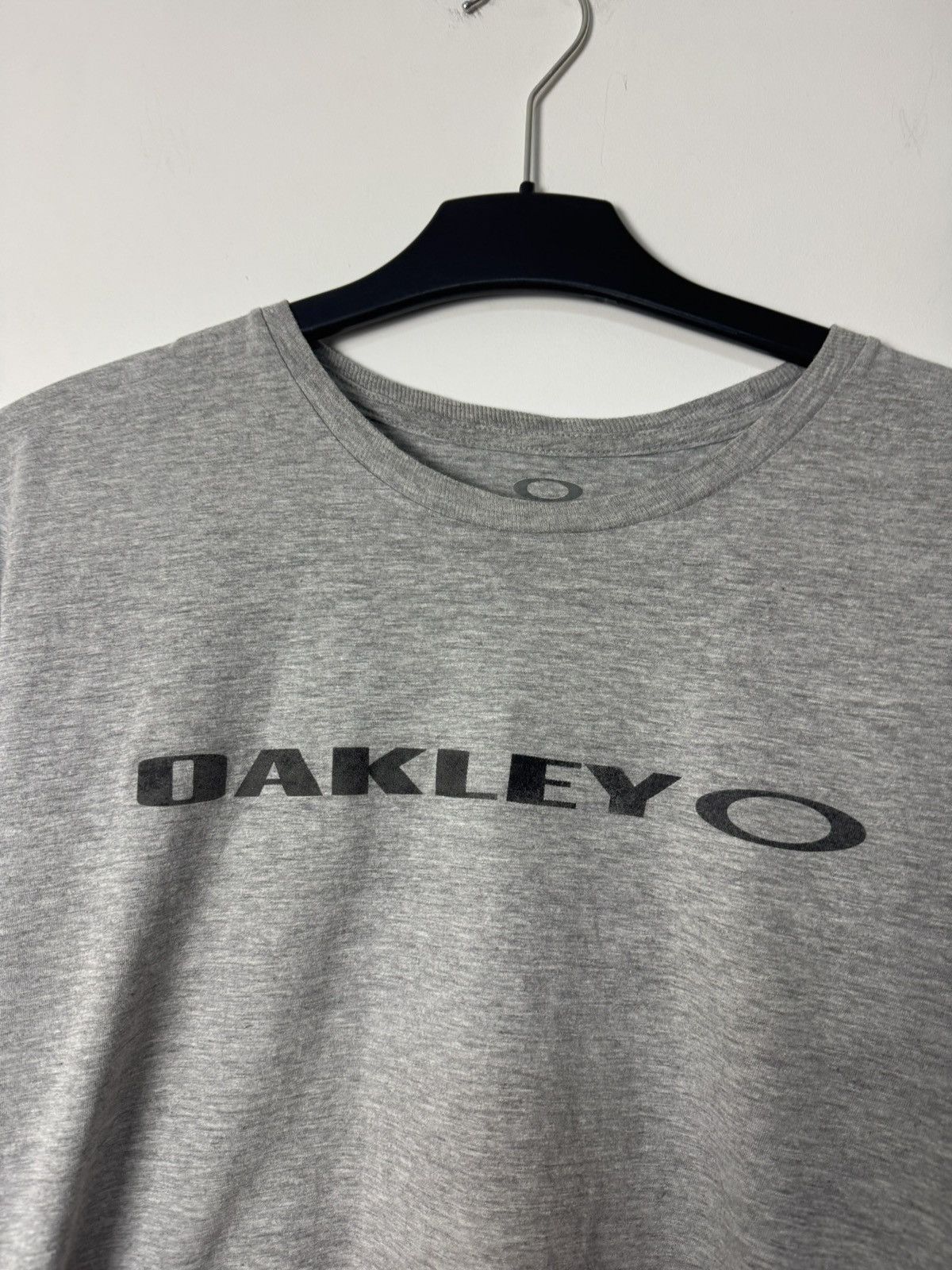 Oakley Oakley Spell Out Logo T-Shirt Vintage Streetwear Y2K Size US L / EU 52-54 / 3 - 3 Thumbnail