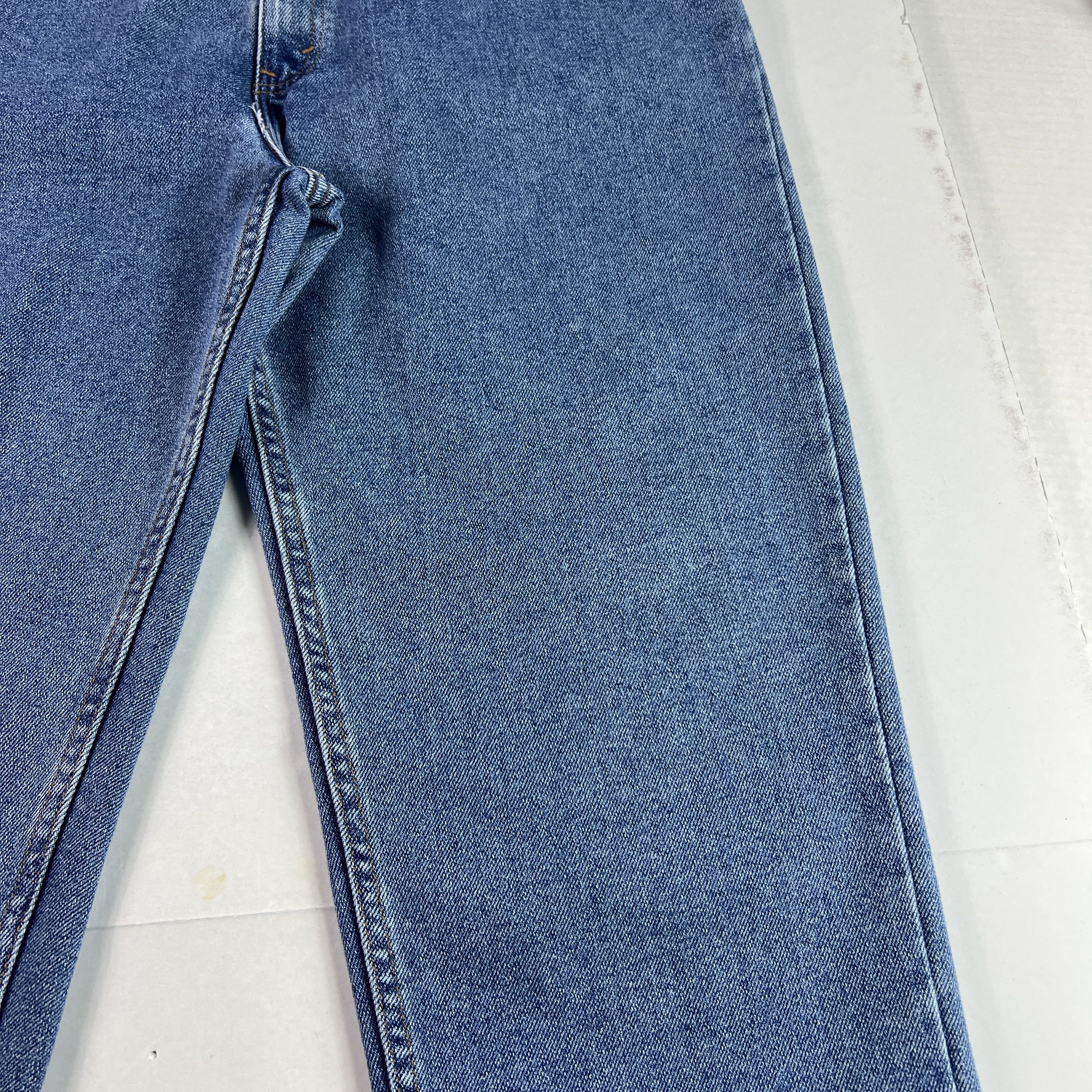 Levi's VTG 90s Levi's Jeans 540 Flex Relaxed Straight Blue Denim Size US 37 - 3 Thumbnail