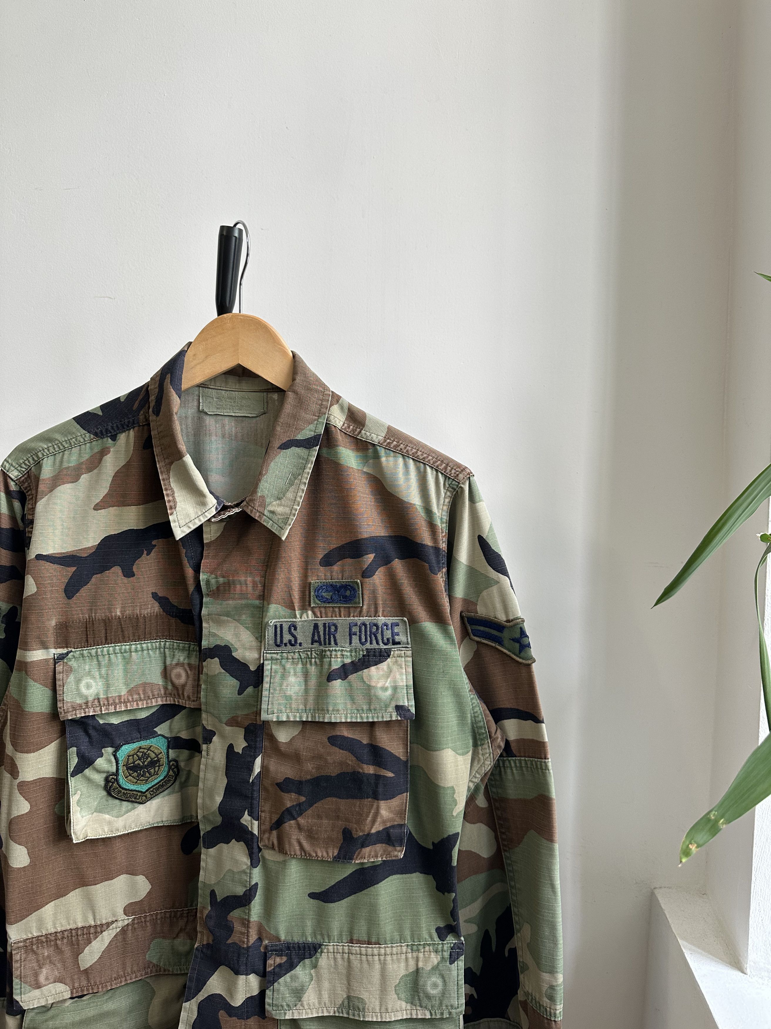 Vintage U.S. Air Force Woodland Camo Jacket Air Mobility Command Size US M / EU 48-50 / 2 - 1 Thumbnail