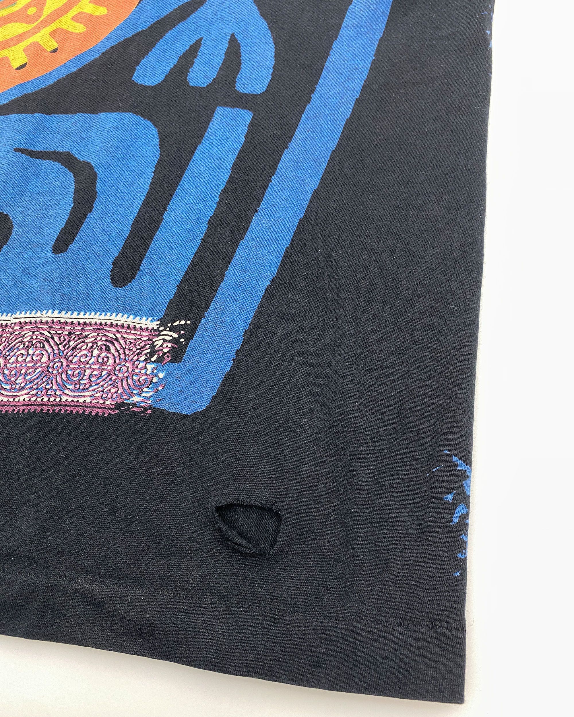 Vintage Die Toten Hosen 1990s AOP Band Single Stitch T-Shirt Size US XL / EU 56 / 4 - 8 Thumbnail