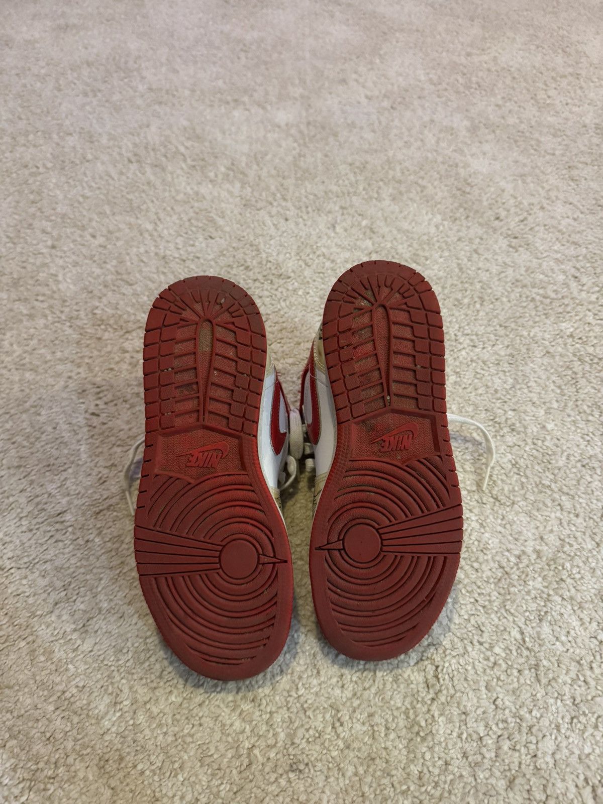 Jordan Brand Jordan 1 mid se “Rookie Season” Size US 5.5 / IT 35.5 - 7 Thumbnail
