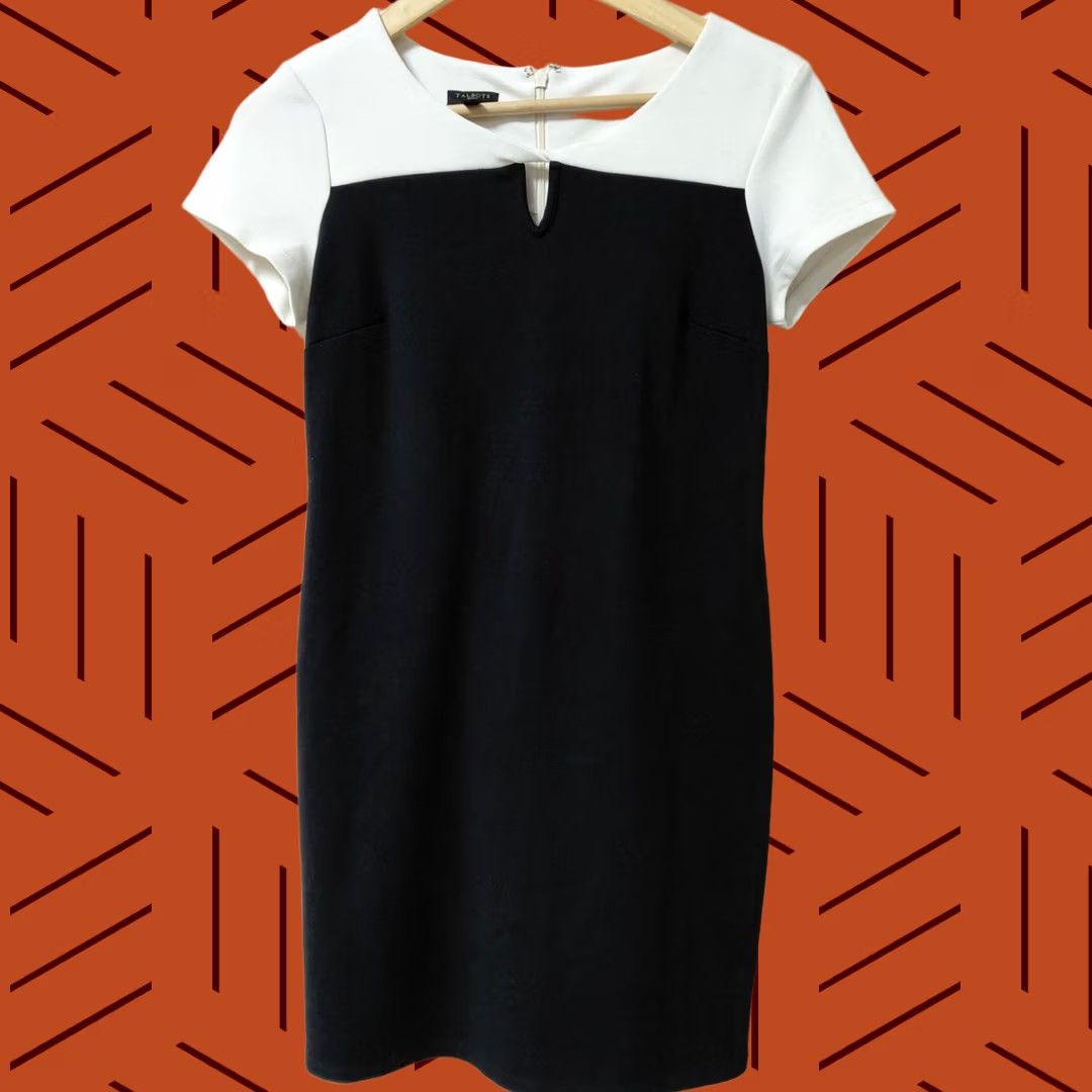 Talbots TALBOTS PETITES Dress Size 2P Black and White Short Sleeve Knee Length Solid Women Size 26" / US 2 / IT 38 - 1 Thumbnail