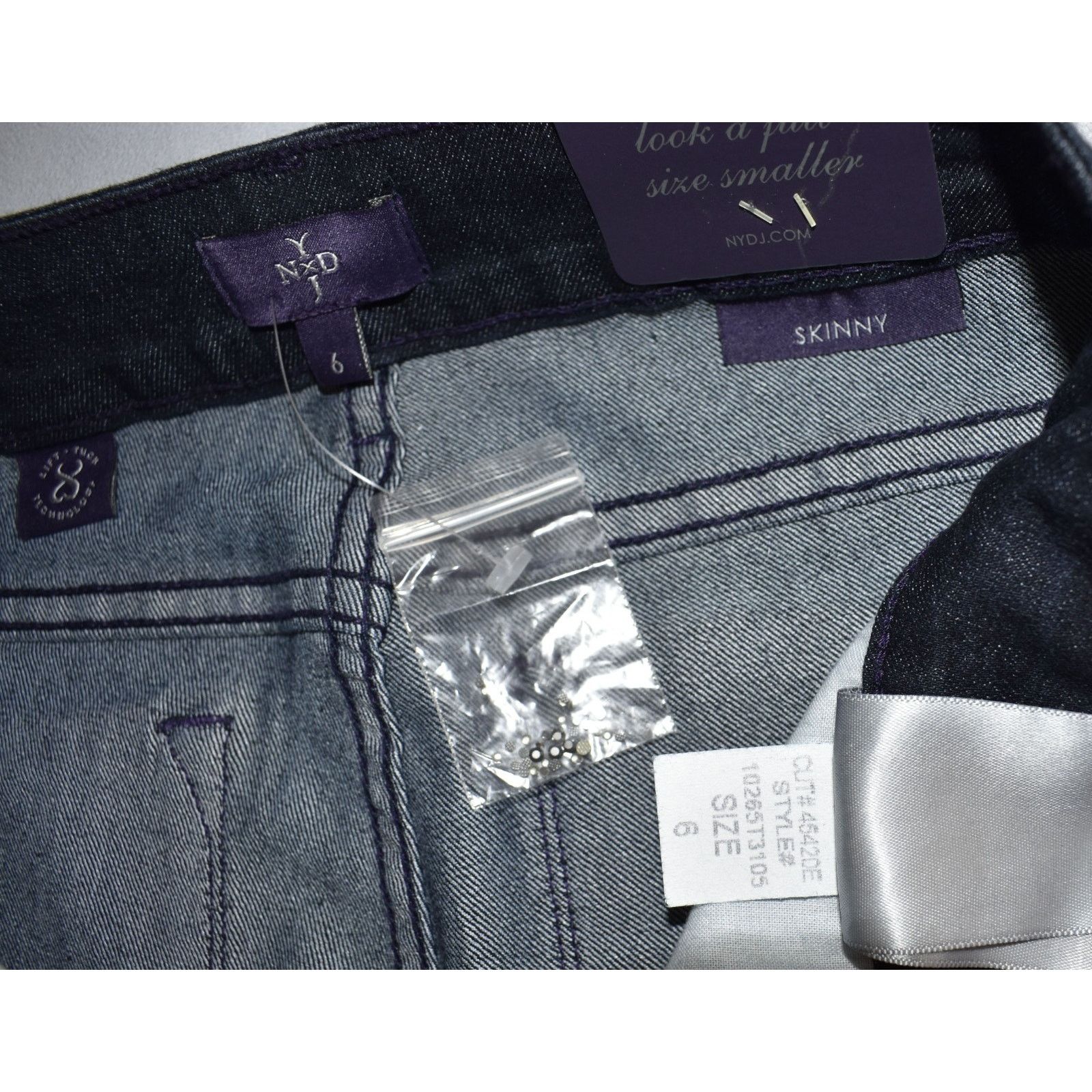 NYDJ NWT NYDJ NOT YOUR DAUGHTERS JEANS Dkenz Slimming Jeans Sz 6 Size 28" / US 6 / IT 42 - 6 Thumbnail