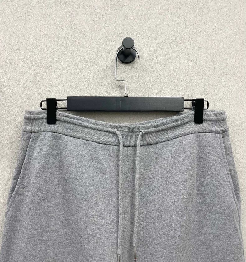 Thom Browne Thom Browne size 3 Gray embroidered sweatpants Size US 41 - 3 Thumbnail