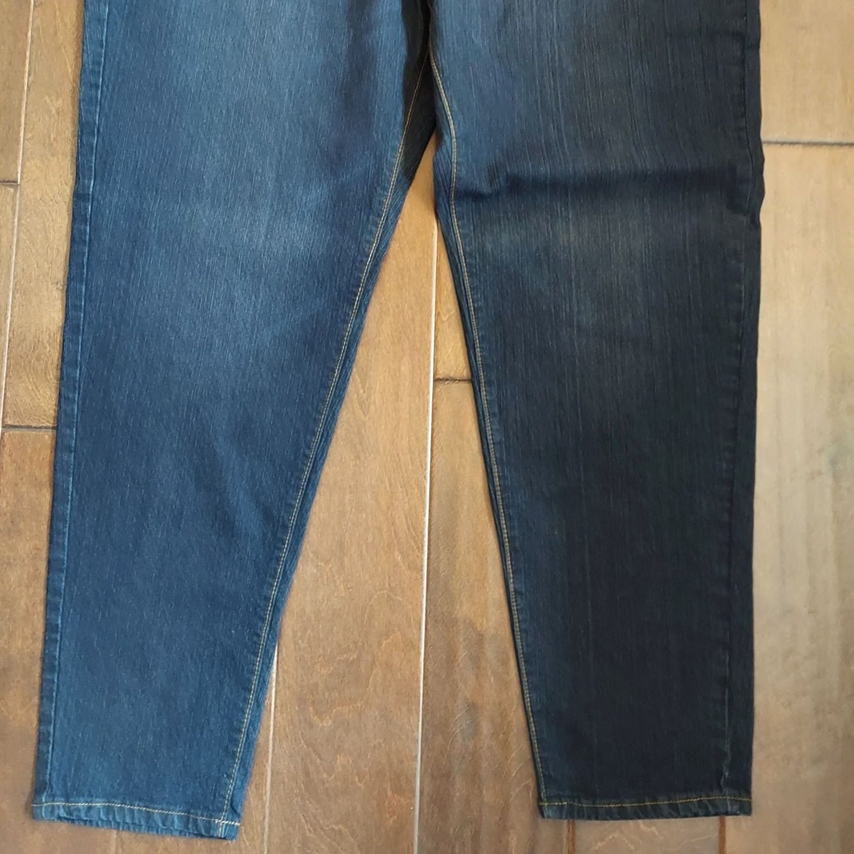 Vintage LAST Navy Blue Denim Jeans Studded Back Pockets Plus Size 20 Women Straight Jeans Navy Blue 20 Womens Size 42" / US 20 - 2 Thumbnail