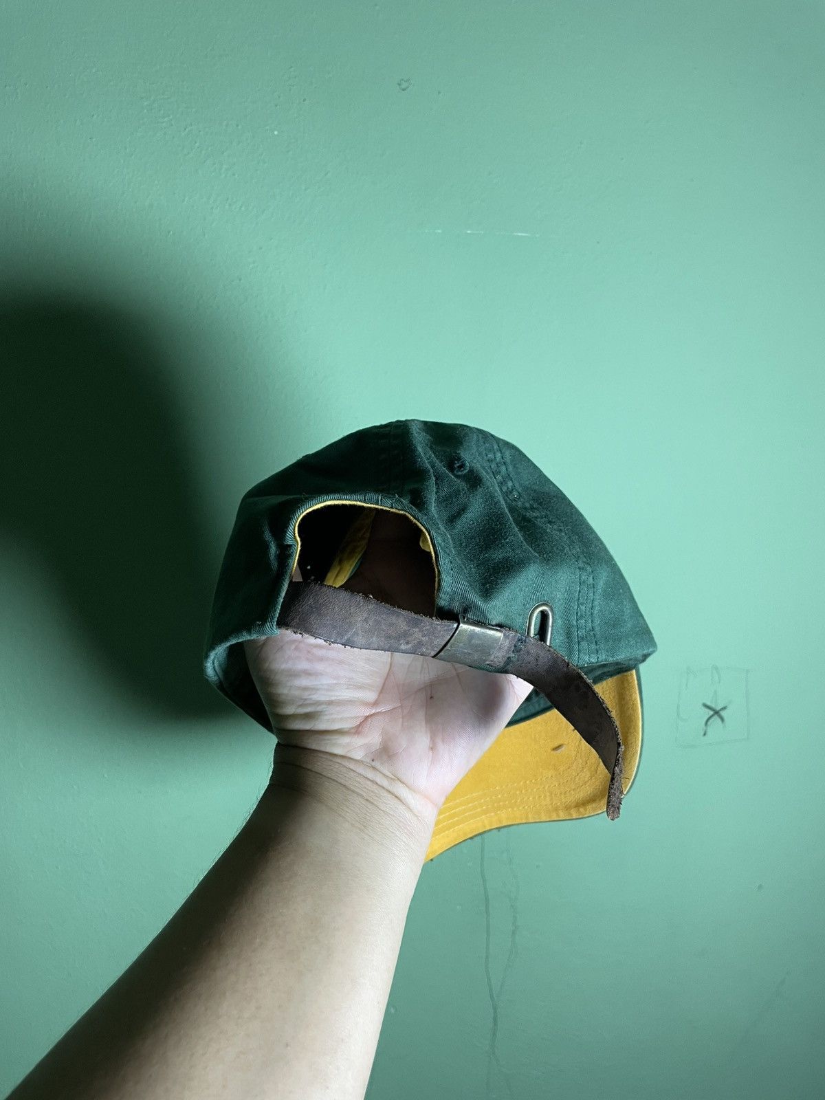 Gap Vintage Gap Leather Strap Cap Size ONE SIZE - 2 Thumbnail