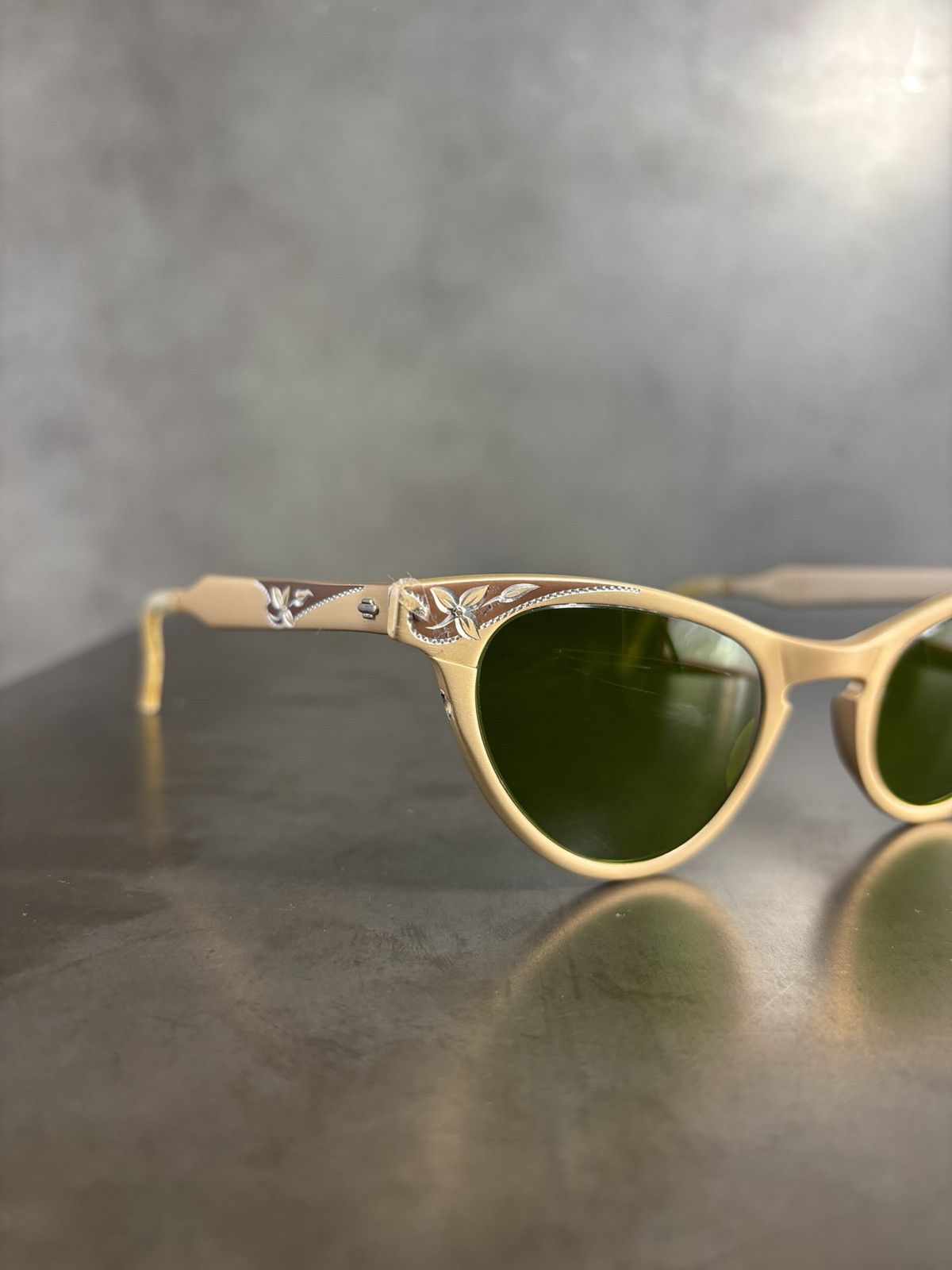Vintage 1960s ArtCraft Sunglasses True Vintage Cat Eye Aluminum 1950 Size ONE SIZE - 3 Thumbnail