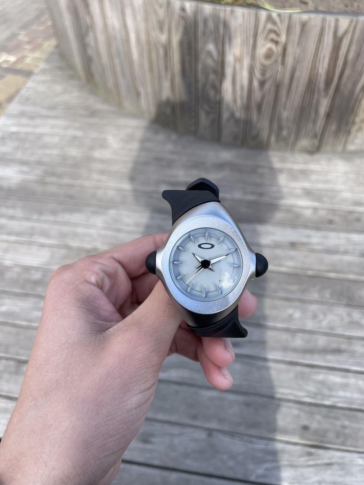 image of Oakley Crush Watch Vintage in Grey, Men's