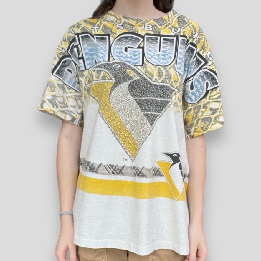 NHL × Vintage Vintage 90s Pittsburgh Penguins AOP All Over Print Tee Size US L / EU 52-54 / 3 - 1 Thumbnail