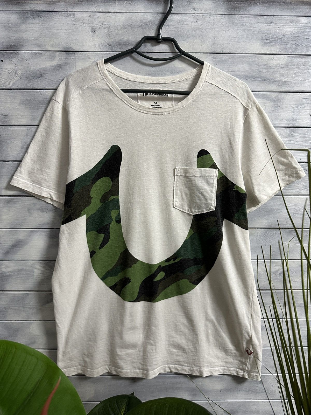 True Religion Rare T-Shirt True Religion Big Logo Japan Style. Size US XL / EU 56 / 4 - 1 Thumbnail