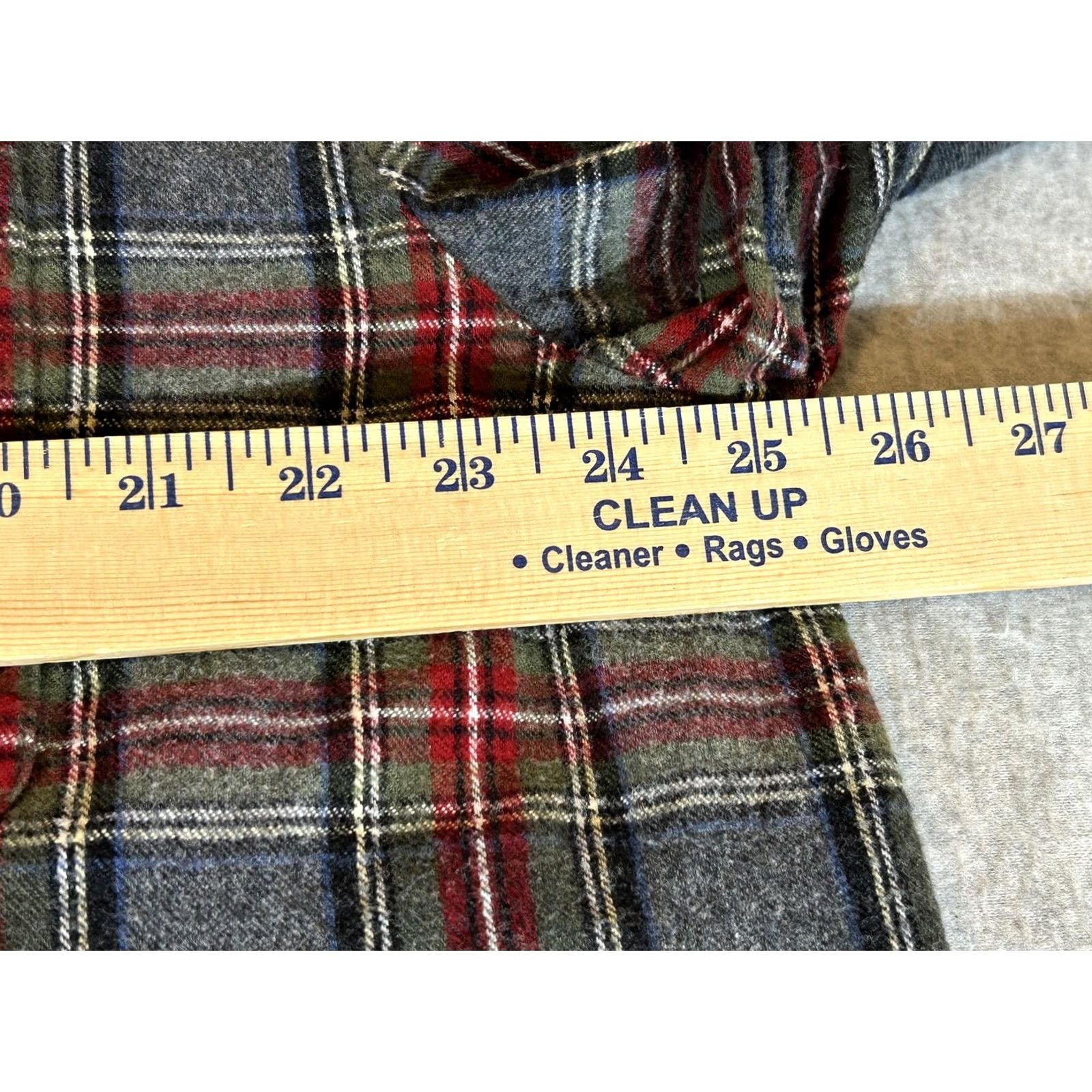 Vintage LL Bean Plaid Flannel Shirt Mens XL Long Sleeve Button-Front Cotton Grea y Pockets Button-Down Collar 100% Cotton Vintage No Size US XL / EU 56 / 4 - 4 Thumbnail