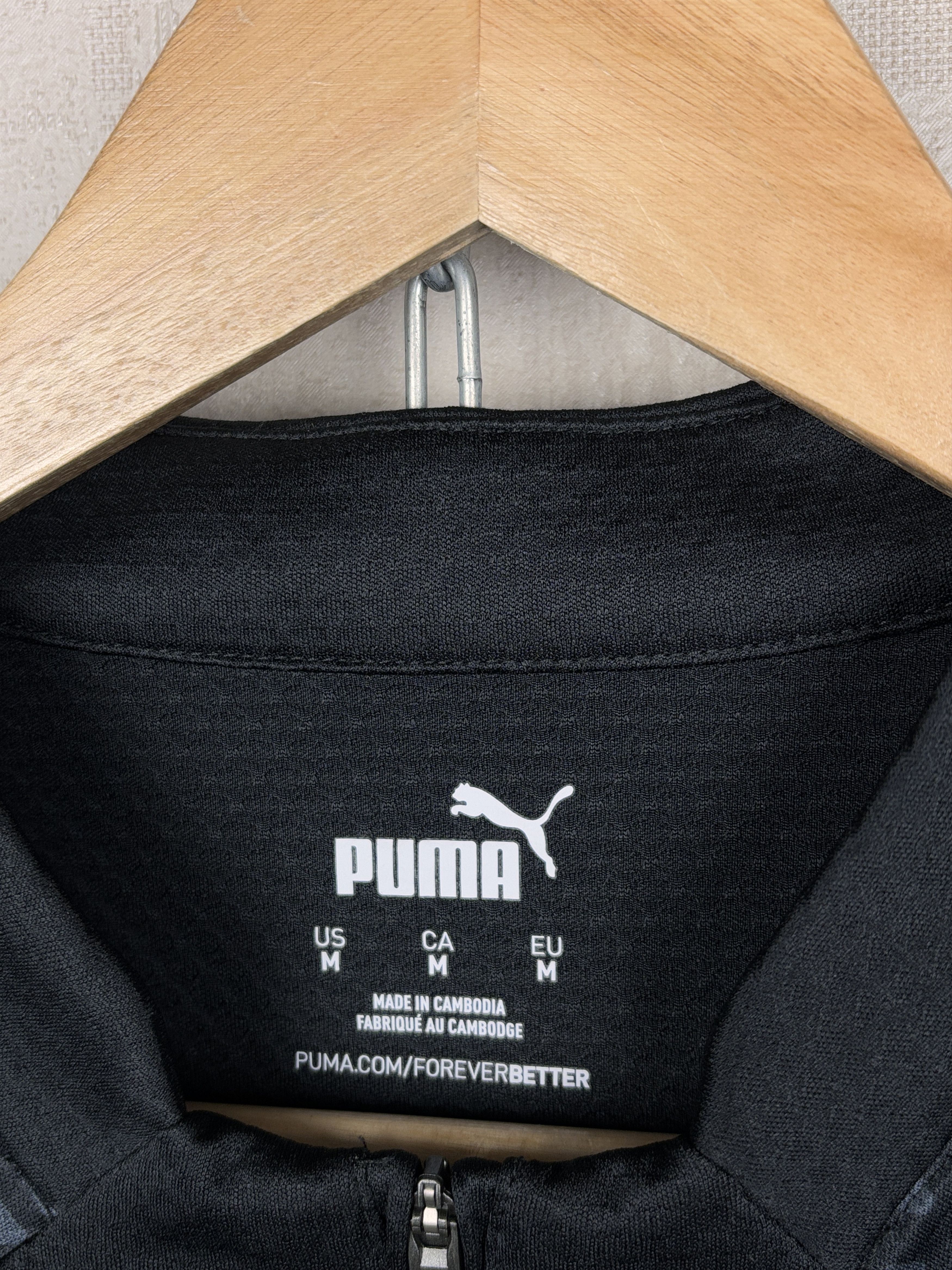 Puma Barnsley FC Training 1/4 Zip Top Pullover Long Sleeve Soccer Size US M / EU 48-50 / 2 - 7 Thumbnail