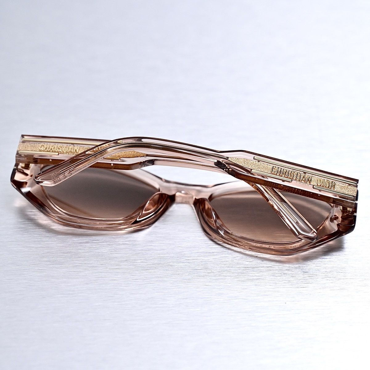 Dior DIORSIGNATURE B1U 40F1 SUNGLASSES Size ONE SIZE - 9 Thumbnail