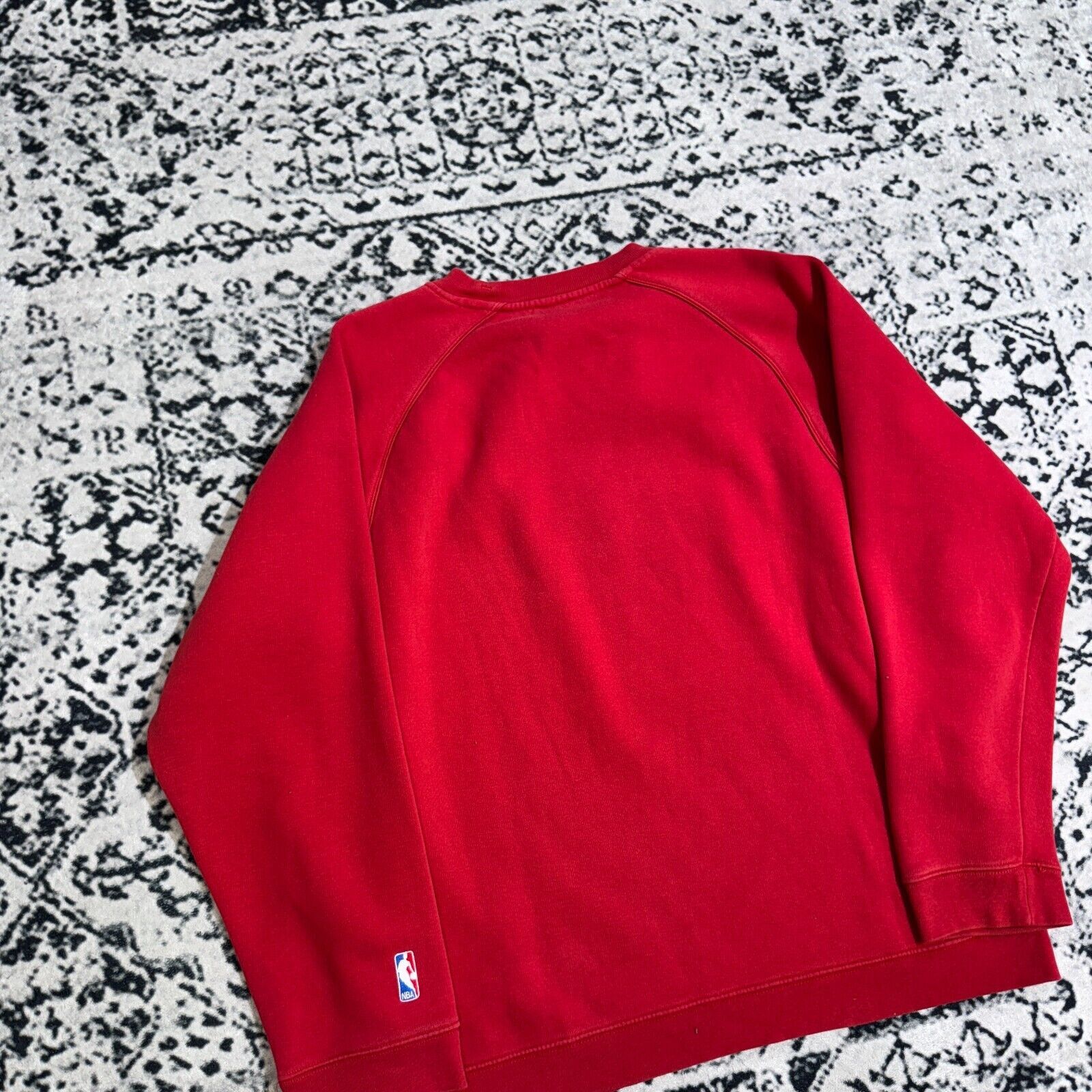 Champion × Vintage Champion Red Cotton Crewneck Size M NBA 90s Jordan T-Shirt Size US M / EU 48-50 / 2 - 13 Thumbnail