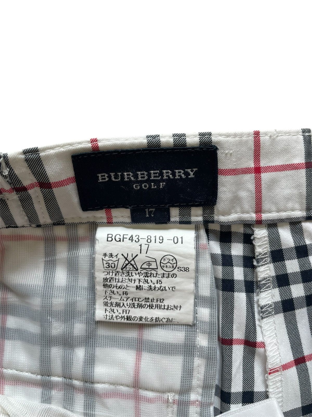 Burberry × Vintage Vintage Burberry Golf Novacheck Shorts Size US 30 / EU 46 - 6 Thumbnail