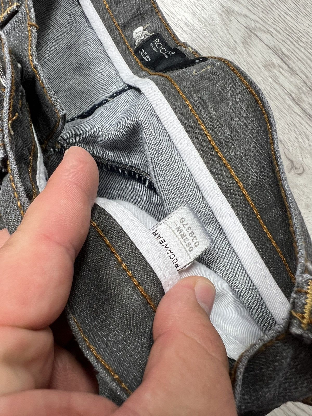 Rocawear × Vintage Vintage Rocawear Embroidered Pocket Logo Jeans Denim Pants Size US 32 / EU 48 - 16 Thumbnail