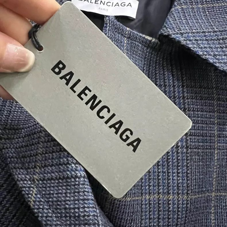 Balenciaga Balenciaga size 34 Plaid Lapel Coat Size S / US 4 / IT 40 - 5 Thumbnail