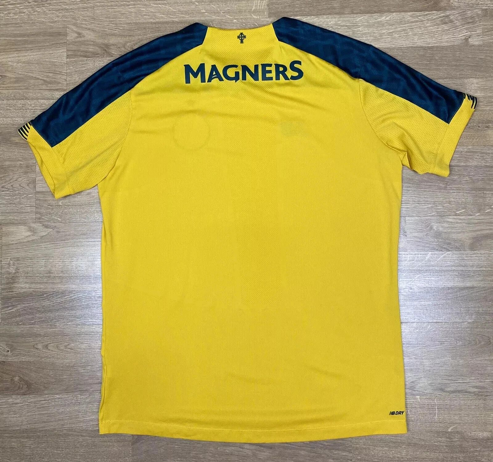 New Balance FC CELTIC 2019 2020 AWAY JERSEY SHIRT SOCCER FOOTBALL MENS Size US XL / EU 56 / 4 - 2 Thumbnail