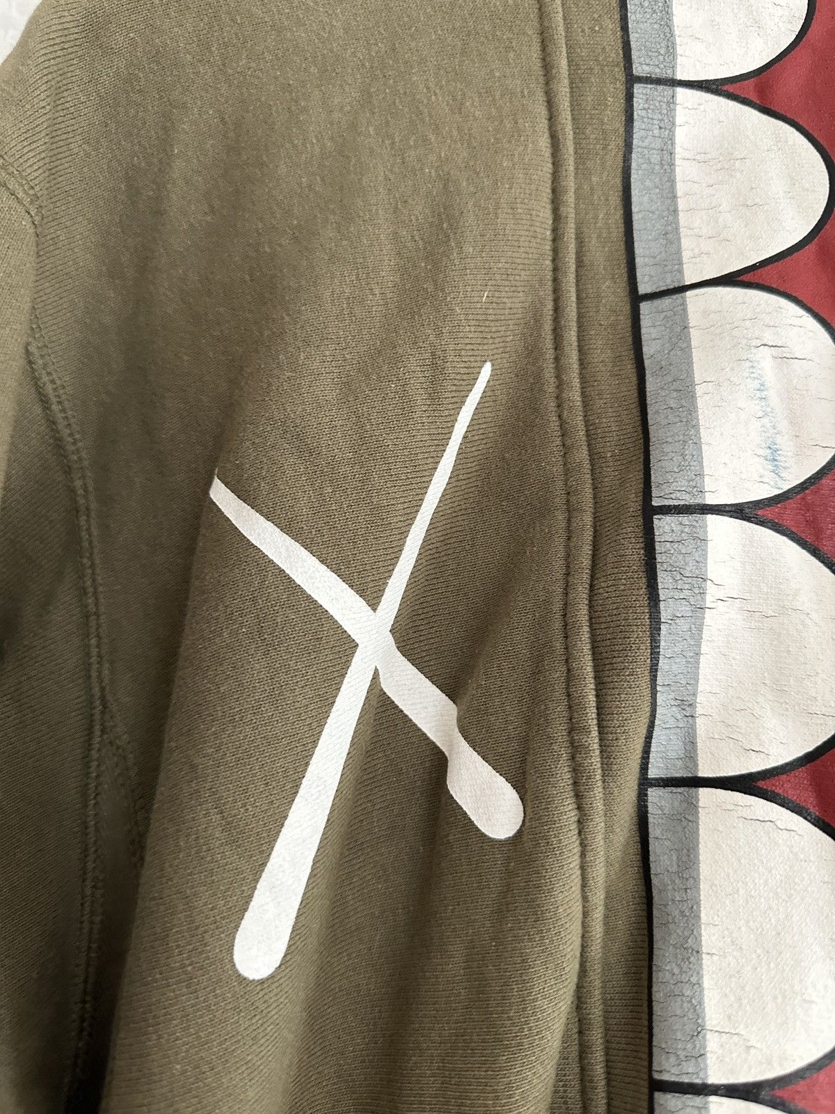 Bape × Kaws Bape x Kaws Chomper Hoodie Size US M / EU 48-50 / 2 - 6 Thumbnail