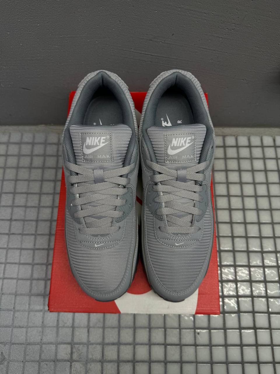 Nike Nike Air Max 90 Size US 11 / EU 44 - 7 Thumbnail
