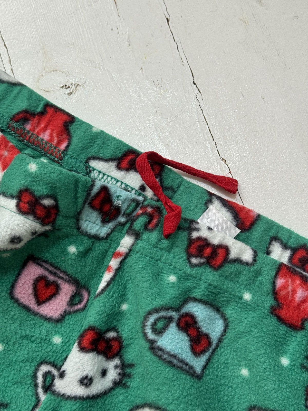 Cartoon Network VINTAGE HELLO KITTY MONOGRAM MERRY CHRISTMAS PAJAMA PANTS Size 32" / US 10 / IT 46 - 5 Thumbnail