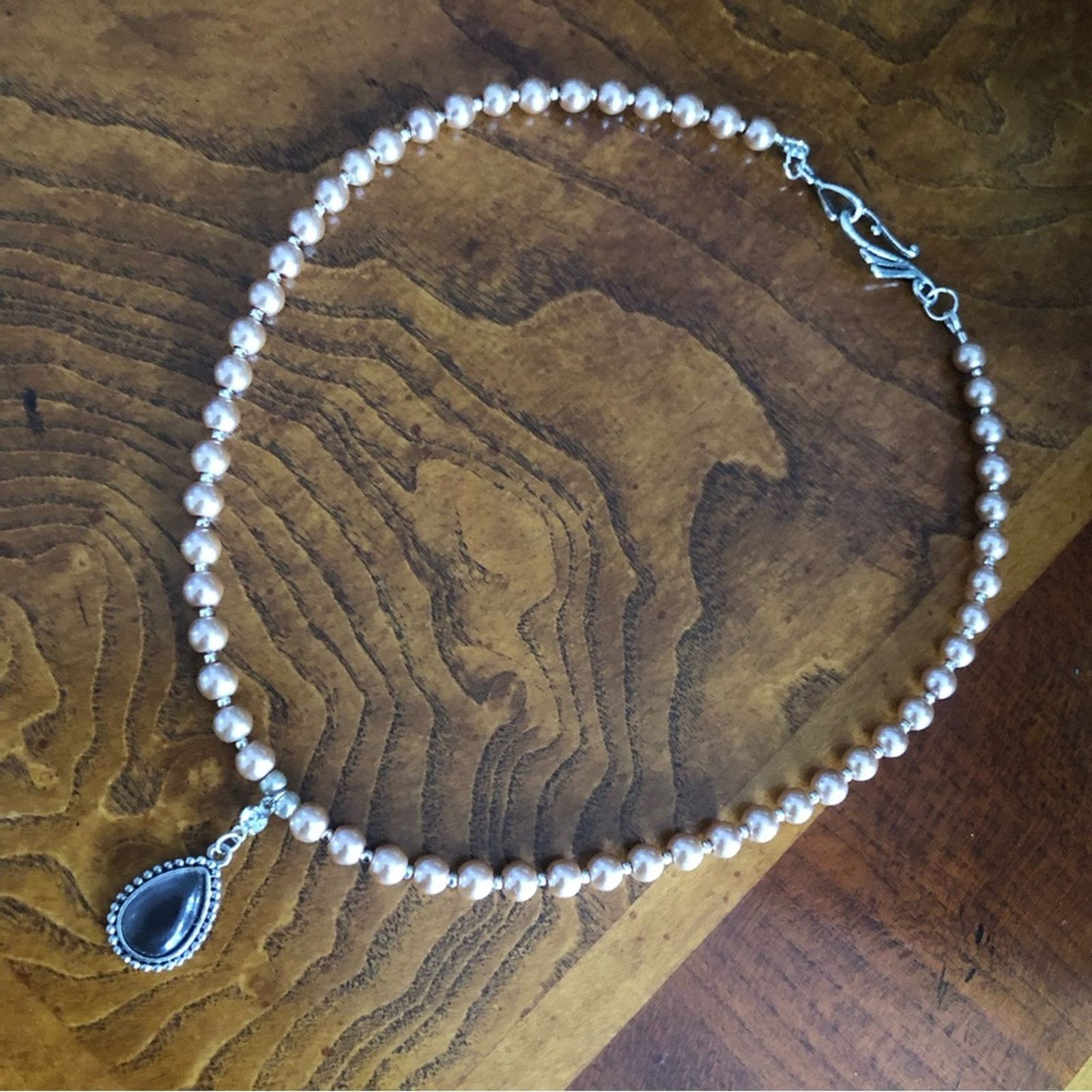 Handmade Handcrafted repurpose grey moon glow teardrop Pearl necklace Size ONE SIZE - 9 Thumbnail