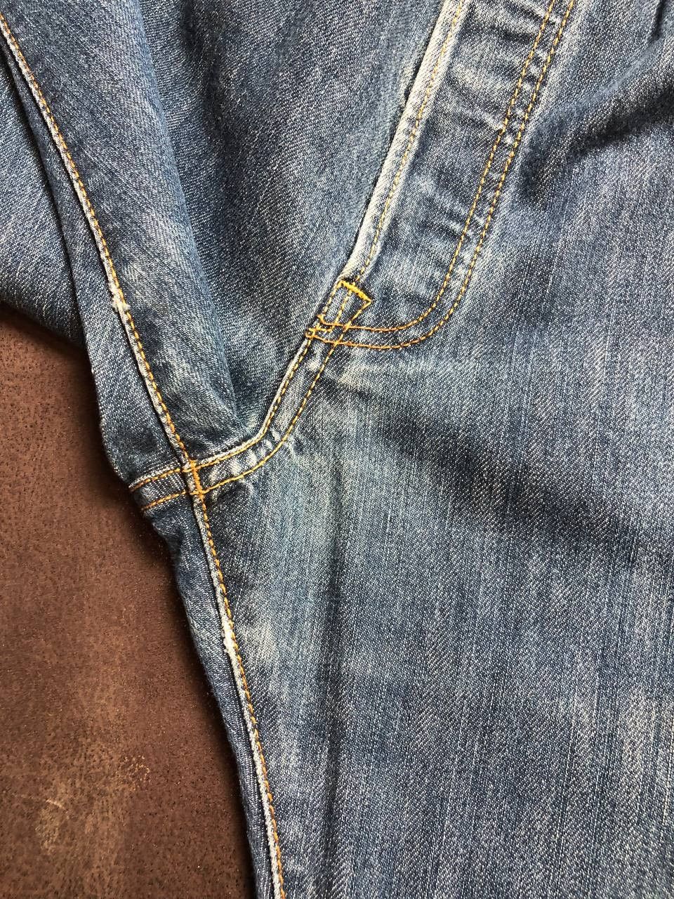 Levi's Levi's 501 Jeans Mens Straight Button Fly Blue Denim Size US 36 / EU 52 - 8 Thumbnail