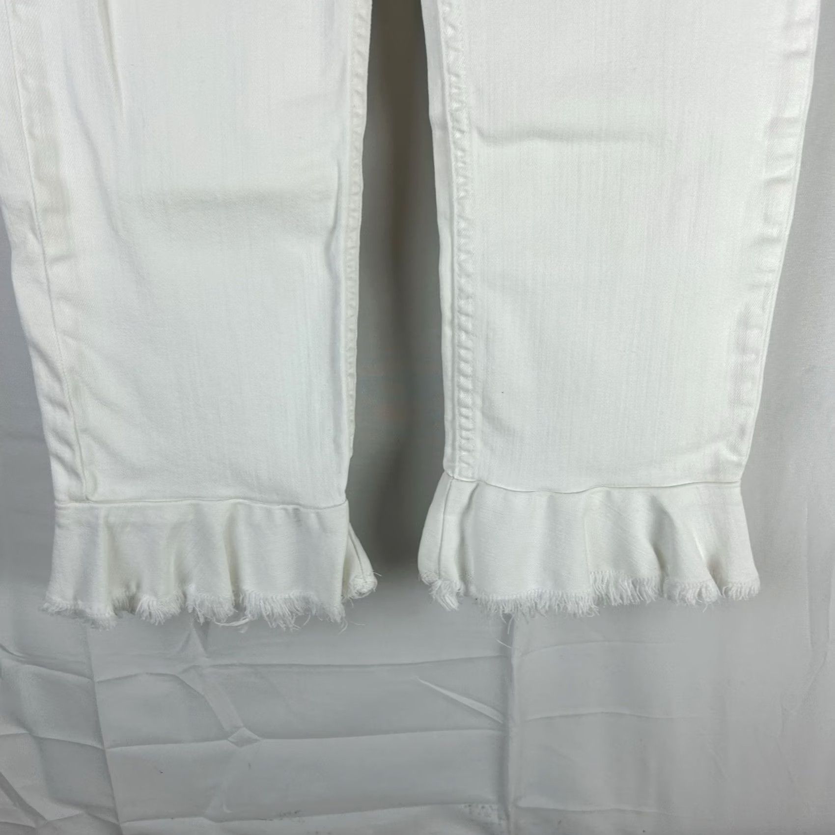Alice + Olivia Alice + Olivia AO.LA Jeans Women's 27 White Denim Zoe Ruffled Hem Retro Y2K Jeans Size 27" / US 4 / IT 40 - 5 Thumbnail