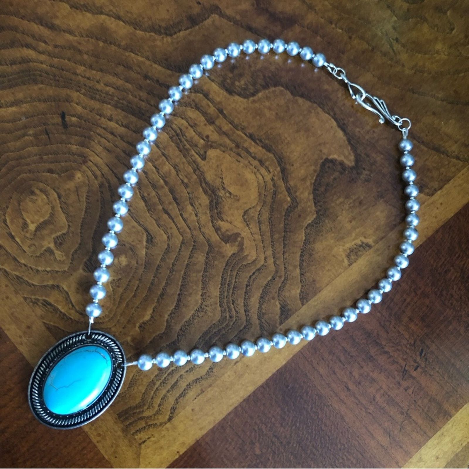 Handmade Handcrafted repurpose oval turquenite pendant Pearl necklace Size ONE SIZE - 10 Thumbnail
