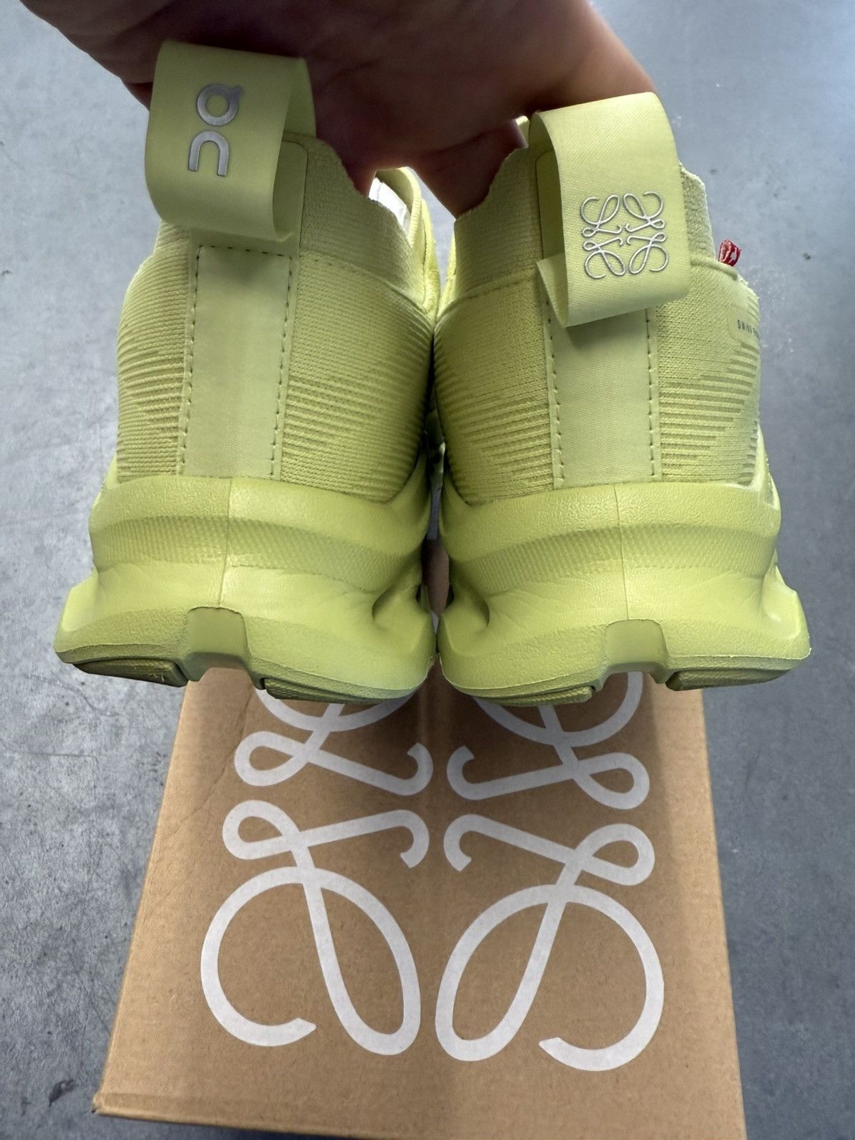 Loewe × On 2023 On Running Cloudtilt LOEWE Lime Green Size US 8 / EU 41 - 6 Thumbnail