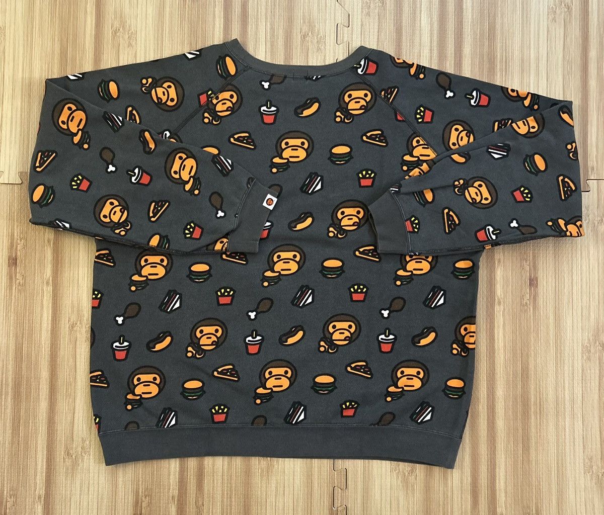Bape 2005 Baby milo junk food sweatshirt L Size US L / EU 52-54 / 3 - 2 Thumbnail