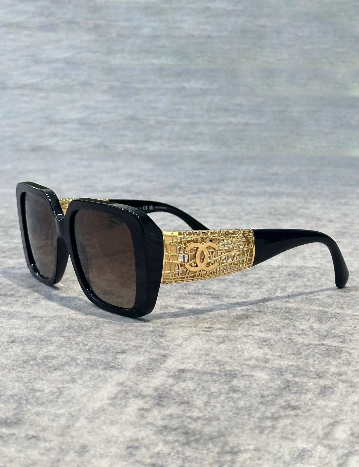 Chanel Chanel 0CH5532 C622S9 Size ONE SIZE - 1 Thumbnail