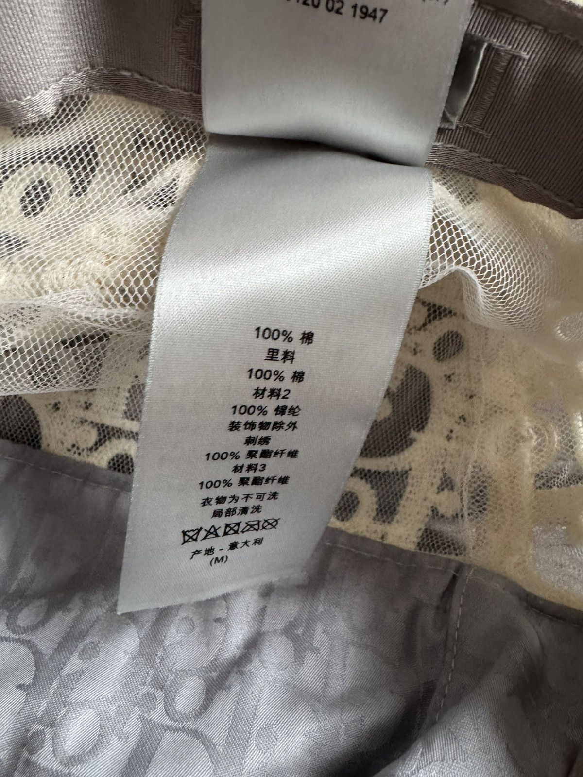 Dior DIOR bucket hat check sizes in photos and by tape measure Size ONE SIZE - 15 Thumbnail