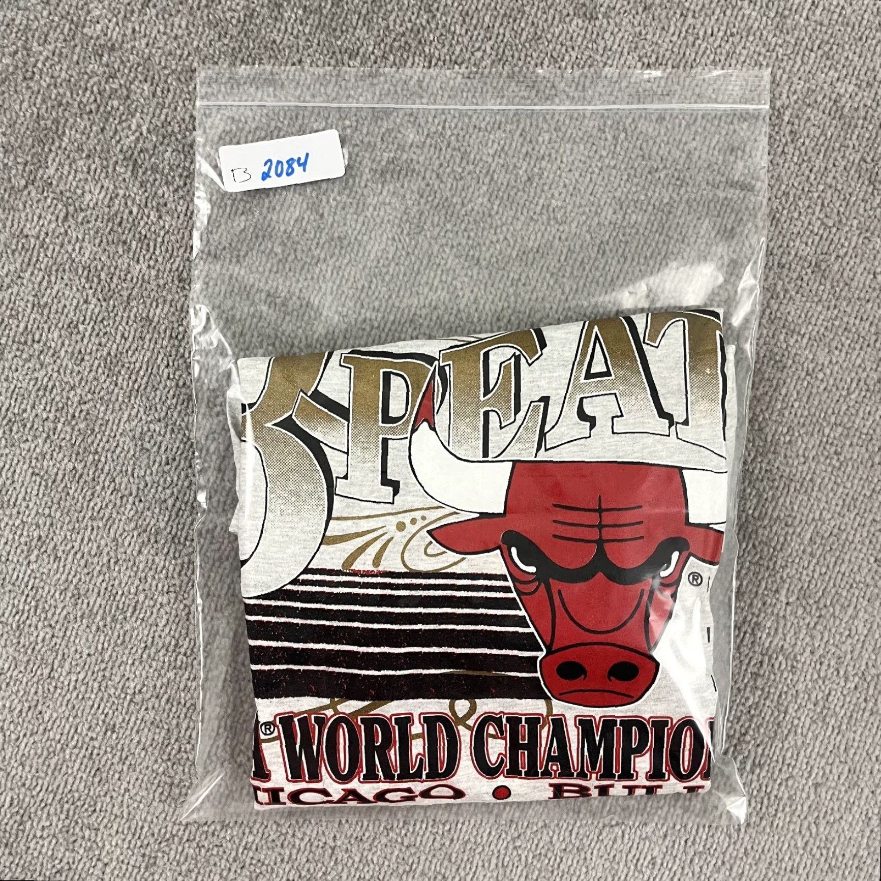 NBA VINTAGE Chicago Bulls Shirt Mens 2XL Gray Graphic Tee NB A Champions 1990s 3x Champions Mens Shirt Size US XXL / EU 58 / 5 - 8 Thumbnail